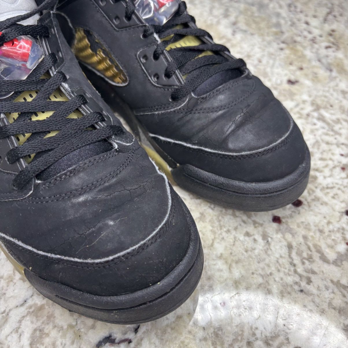 Jordan Brand Size 6y-Jordan 5 Metallic 2006 Gs Worn W/Box Size US 6 / EU 39 - 7 Thumbnail