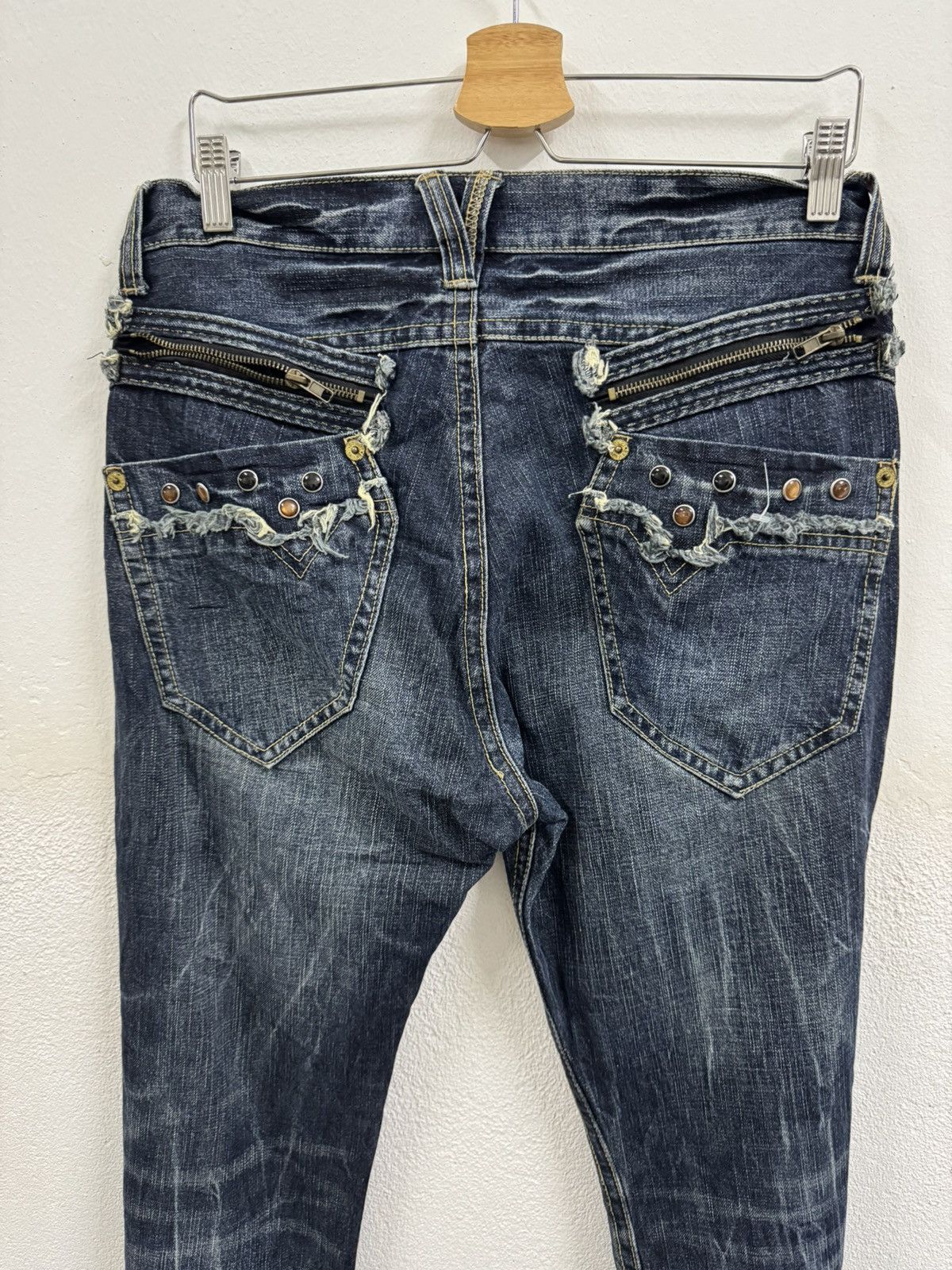 Japanese Brand Rare Vintage Japanese Brand Flare Jeans 1990s Size US 32 / EU 48 - 5 Thumbnail