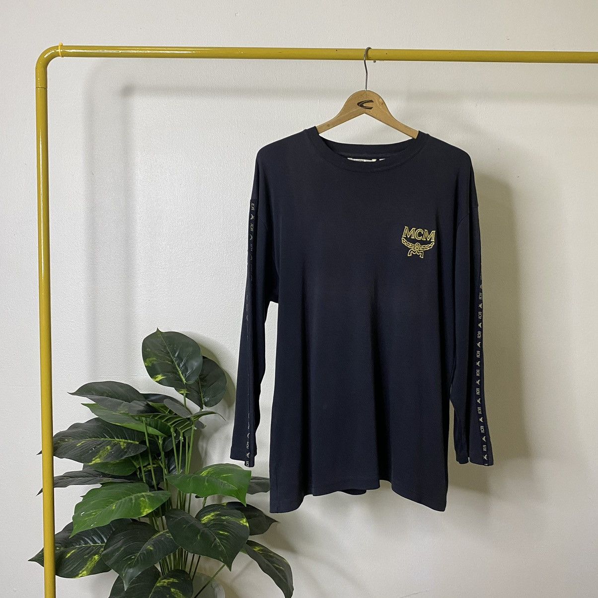 MCM MCM Legere Sidetape L/S T Shirt Size US L / EU 52-54 / 3 - 1 Thumbnail