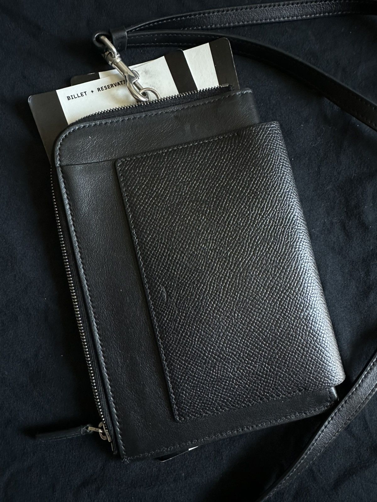 Balenciaga BALENCIAGA PASSPORT PHONE HOLDER CROSSBODY BAG CALFSKIN Size ONE SIZE - 3 Thumbnail