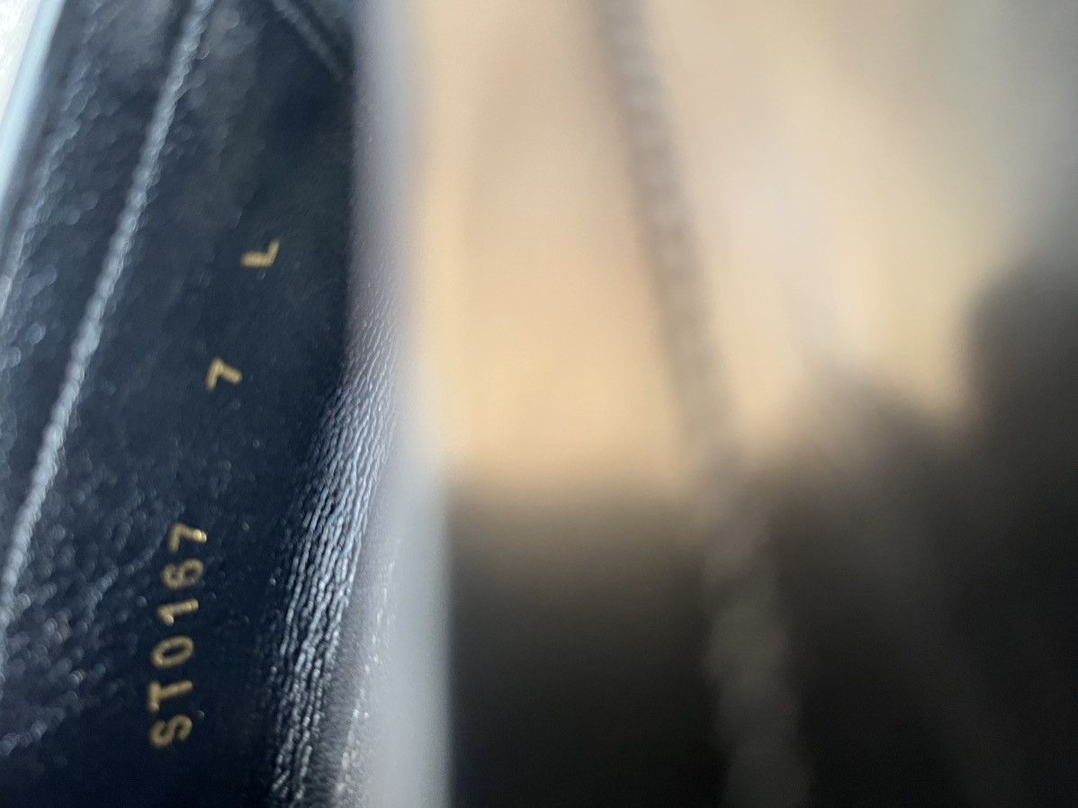 Louis Vuitton Louis Vuitton black leather penny loafers uk 7 Size US 8 / EU 41 - 11 Thumbnail