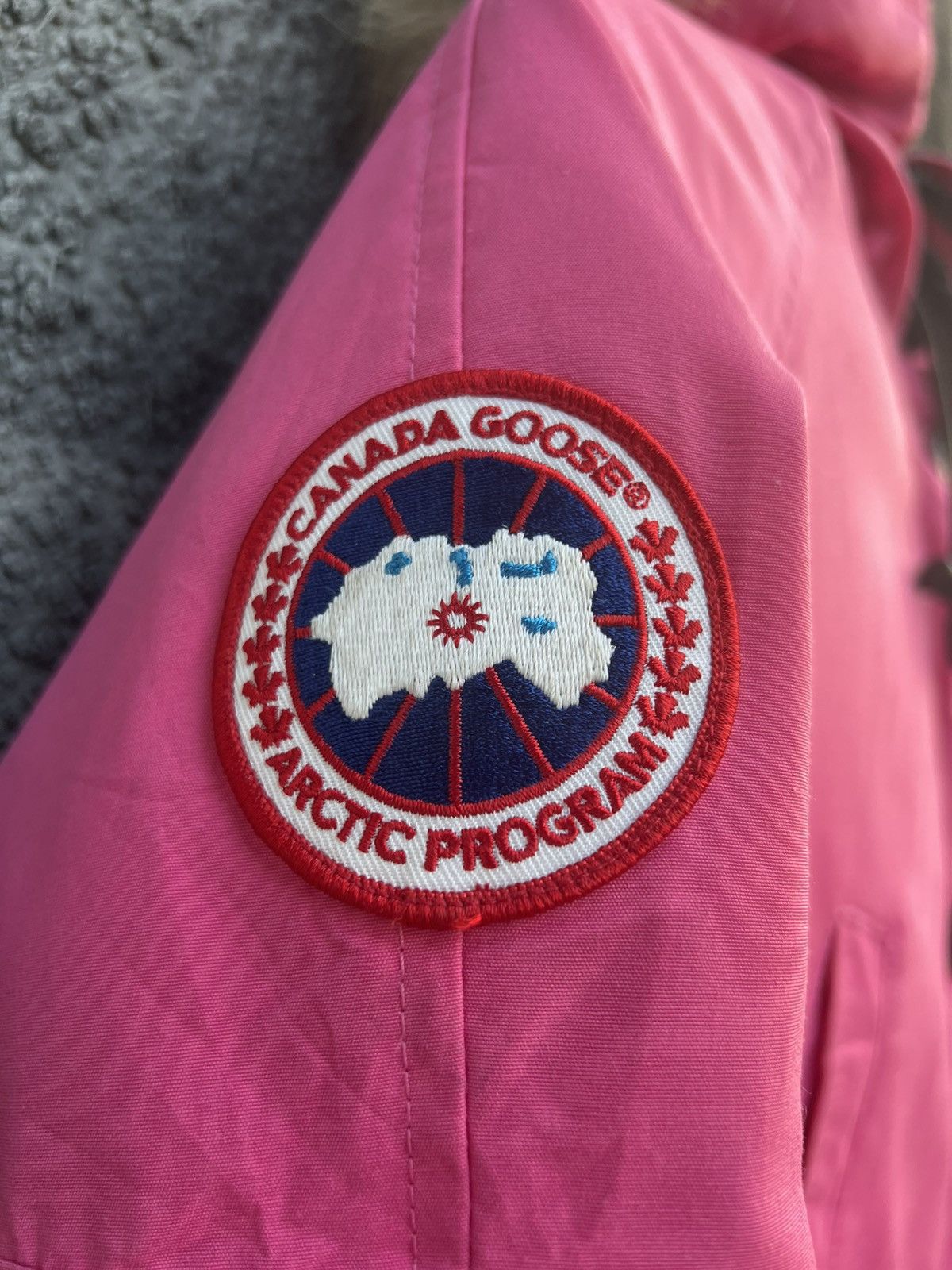 Canada Goose Canada Goose Pink Bomber Jacket Size XS / US 0-2 / IT 36-38 - 3 Thumbnail