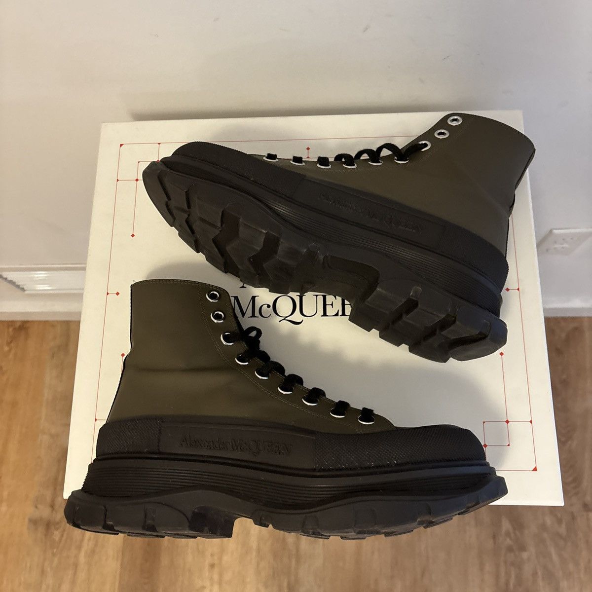 Alexander McQueen Alexander McQueen Brown Boot size 40 Size US 7 / EU 40 - 2 Thumbnail
