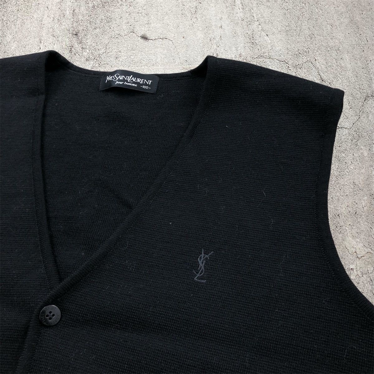 Yves Saint Laurent Vintage Yves Saint Laurent Pour Homme Knit Vest Black Luxury Size US L / EU 52-54 / 3 - 6 Thumbnail