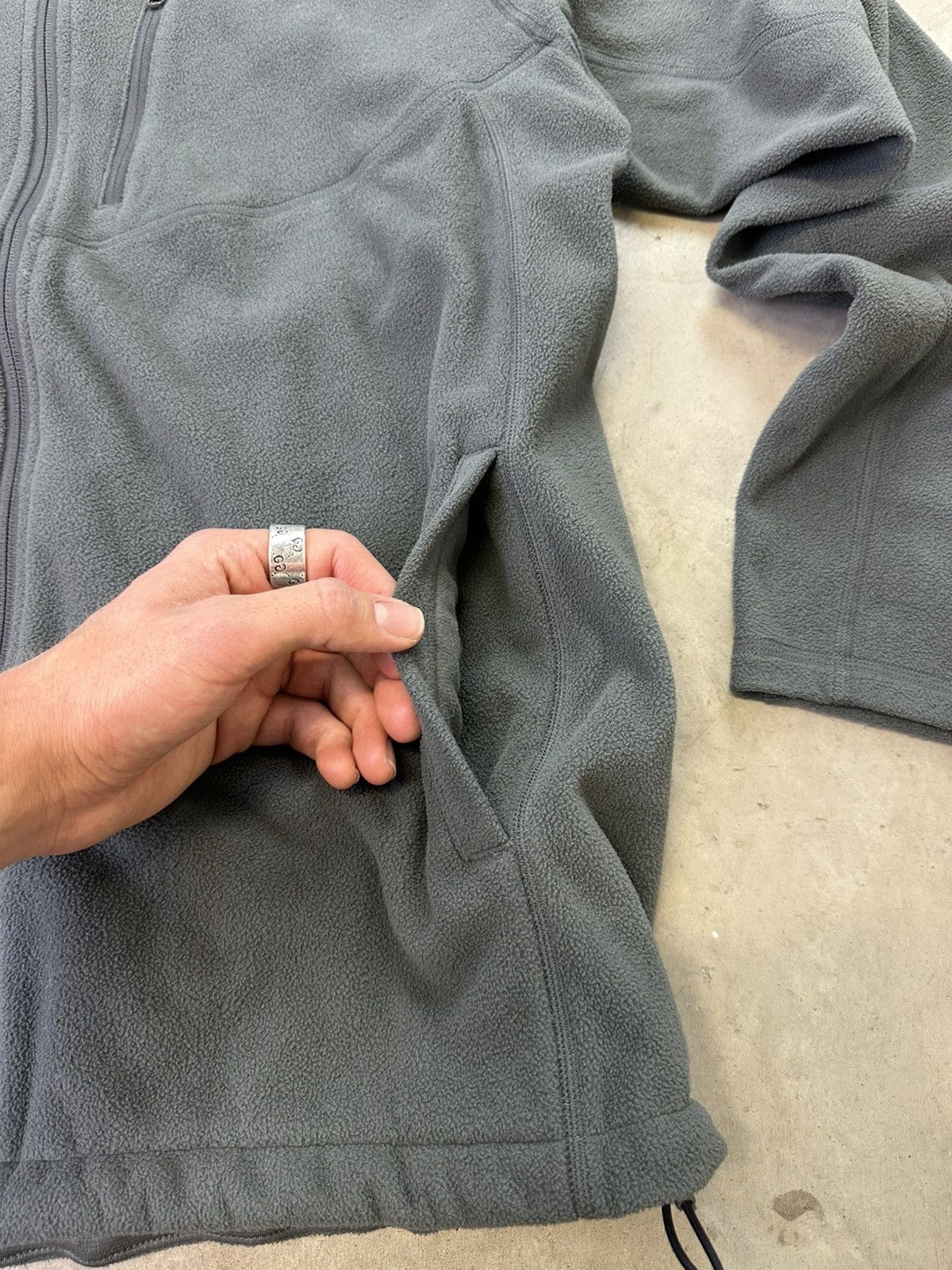 The North Face × Vintage vintage the north face zip up fleece dark grey large Size US L / EU 52-54 / 3 - 7 Thumbnail