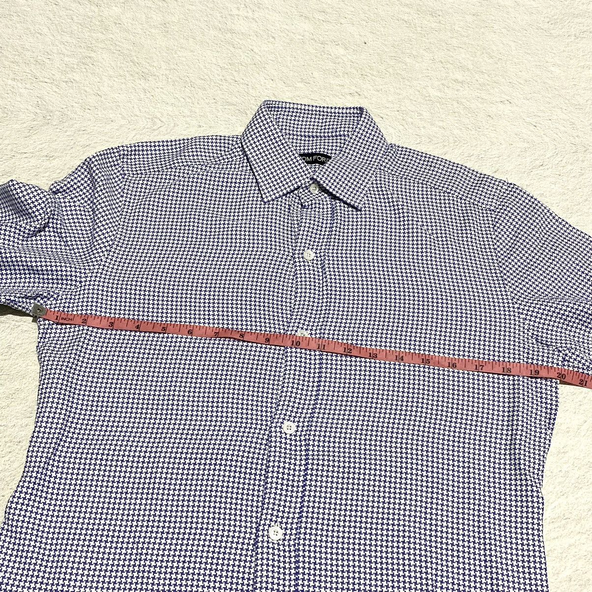 Tom Ford 🔥SALE🔥 Tom Ford Button Up Shirt Size US M / EU 48-50 / 2 - 4 Thumbnail