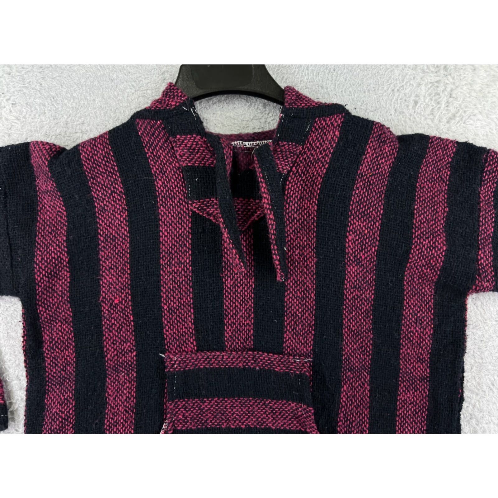 Vintage Baja Hoodie Mens Medium Red Black Acrylic Drug Rug Pocket Sweater Made Mexico Size US M / EU 48-50 / 2 - 6 Thumbnail
