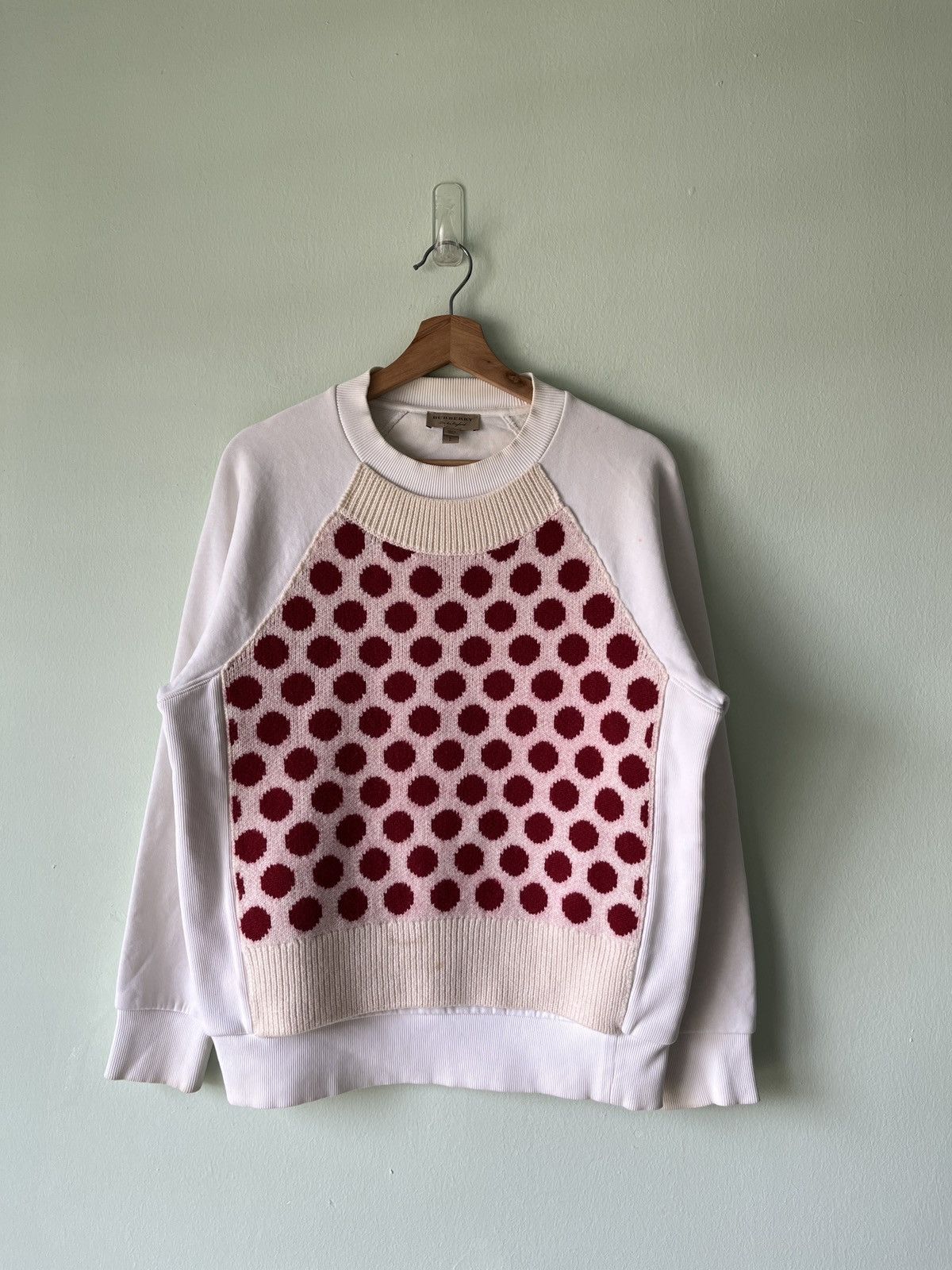 Burberry Burberry London Wool Swetshirt Size M / US 6-8 / IT 42-44 - 1 Thumbnail