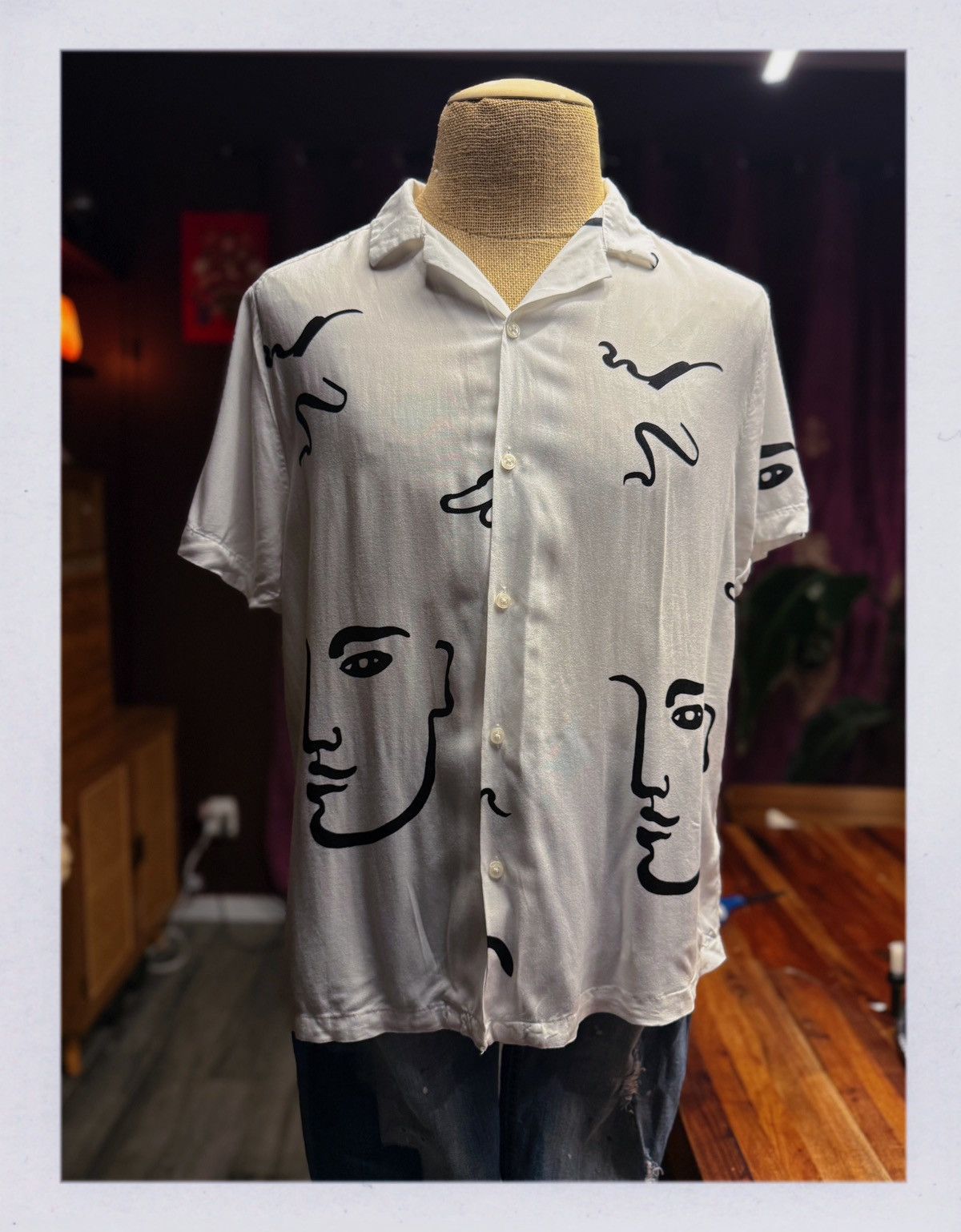 Asos ASOS DESIGN Abstract Face Print Button-Up Shirt Size US M / EU 48-50 / 2 - 1 Thumbnail