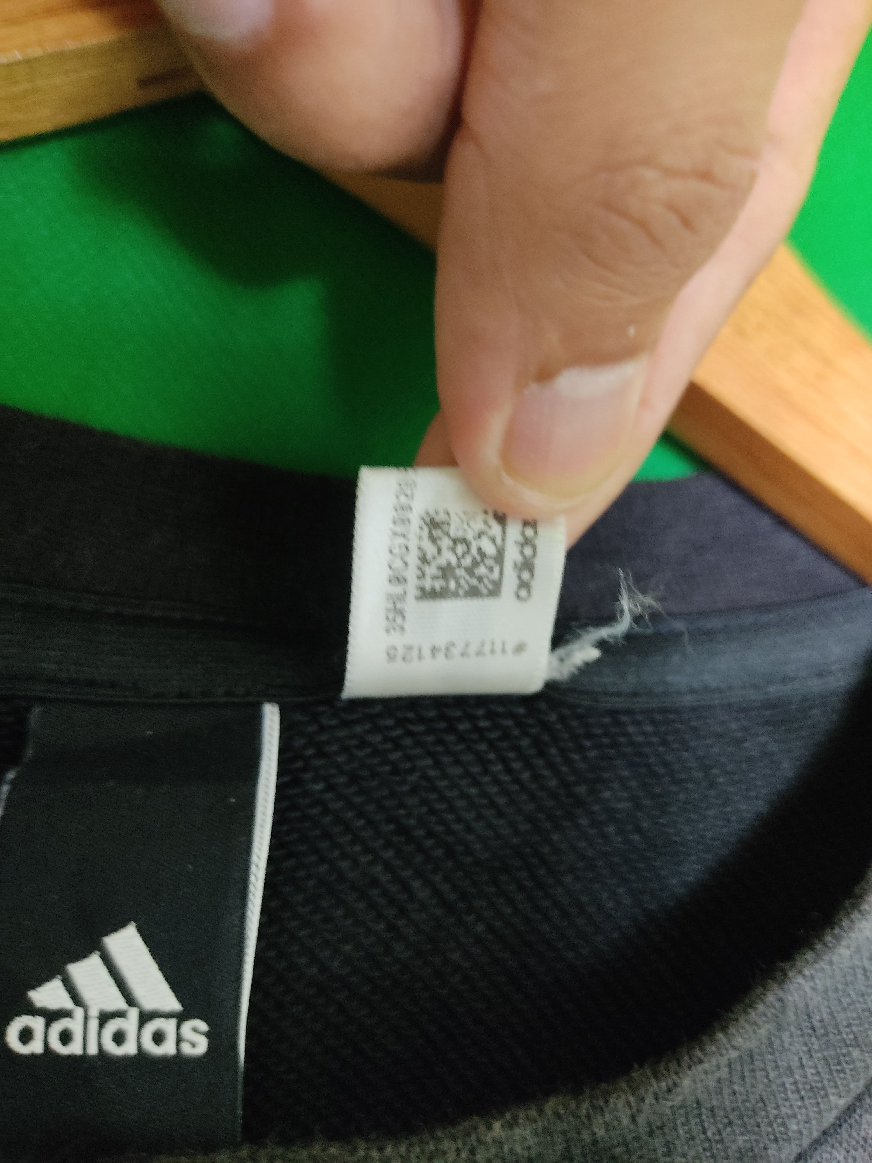 Adidas Adidas Sweatshirt with big logo Size US M / EU 48-50 / 2 - 7 Thumbnail