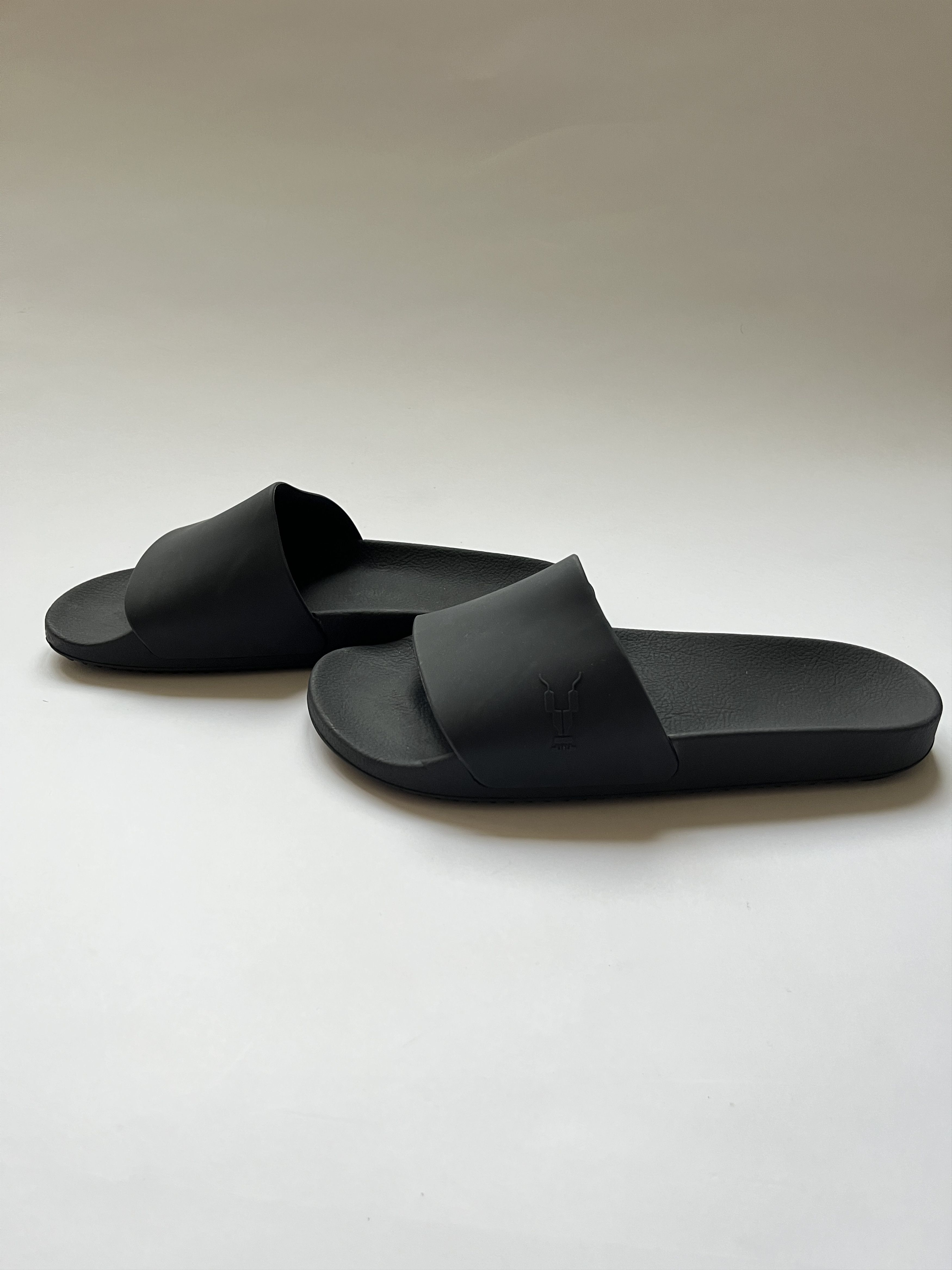 Rick Owens ⚡️QUICK SALE⚡️Rick Owens Drkshdw Black Shower Slides Size US 8 / EU 41 - 3 Thumbnail