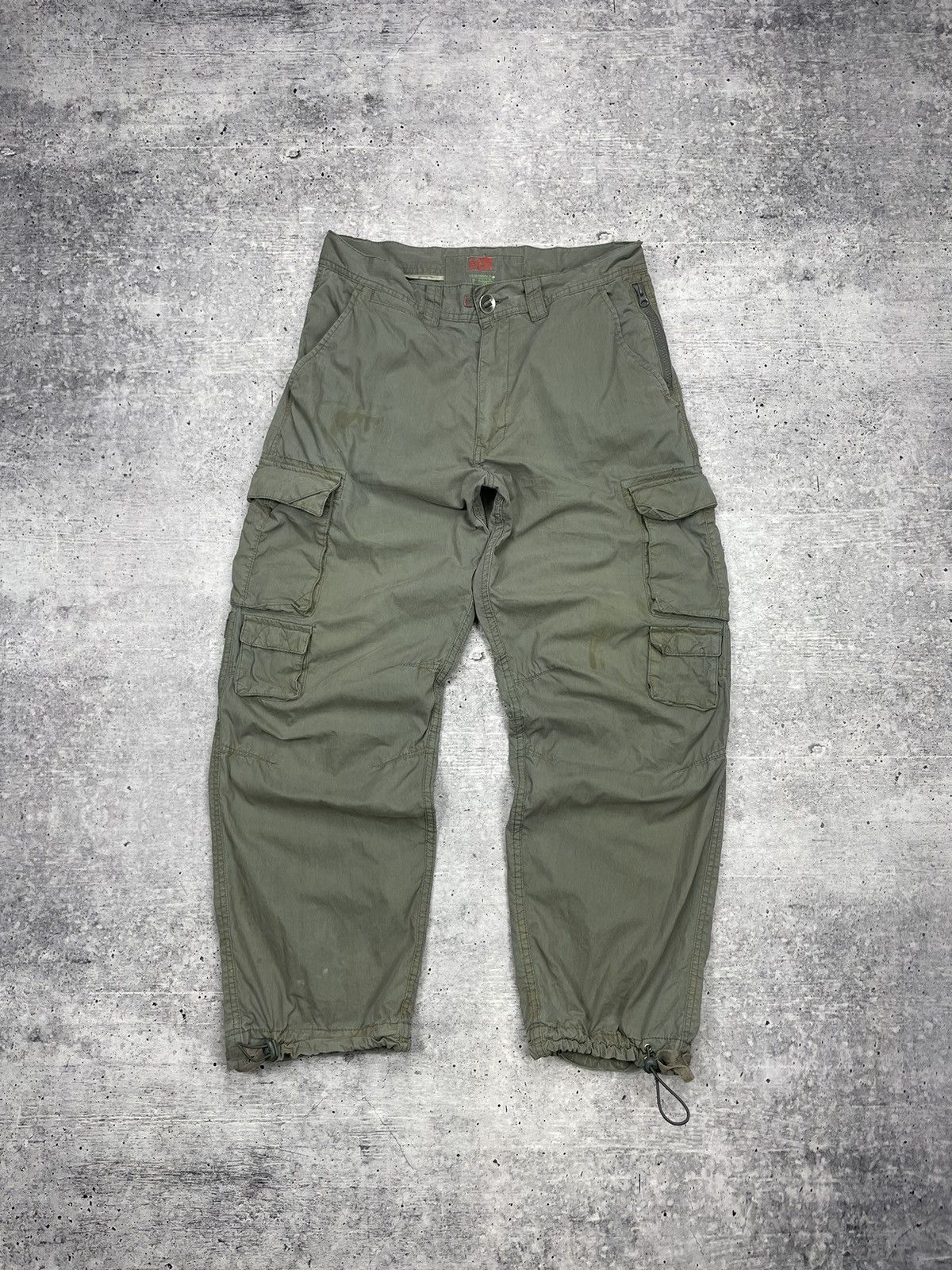Japanese Brand × Vintage Vintage Y2K Japanese Style Distressed Faded Cargo Pants Size US 34 / EU 50 - 1 Thumbnail
