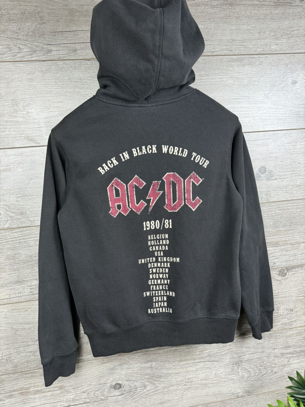 ACDC Extra Large Black Red Hoodie Size XS