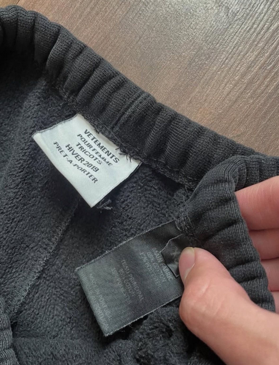 Vetements Vetements FW19 Spellout Sweats Size US 30 / EU 46 - 5 Thumbnail