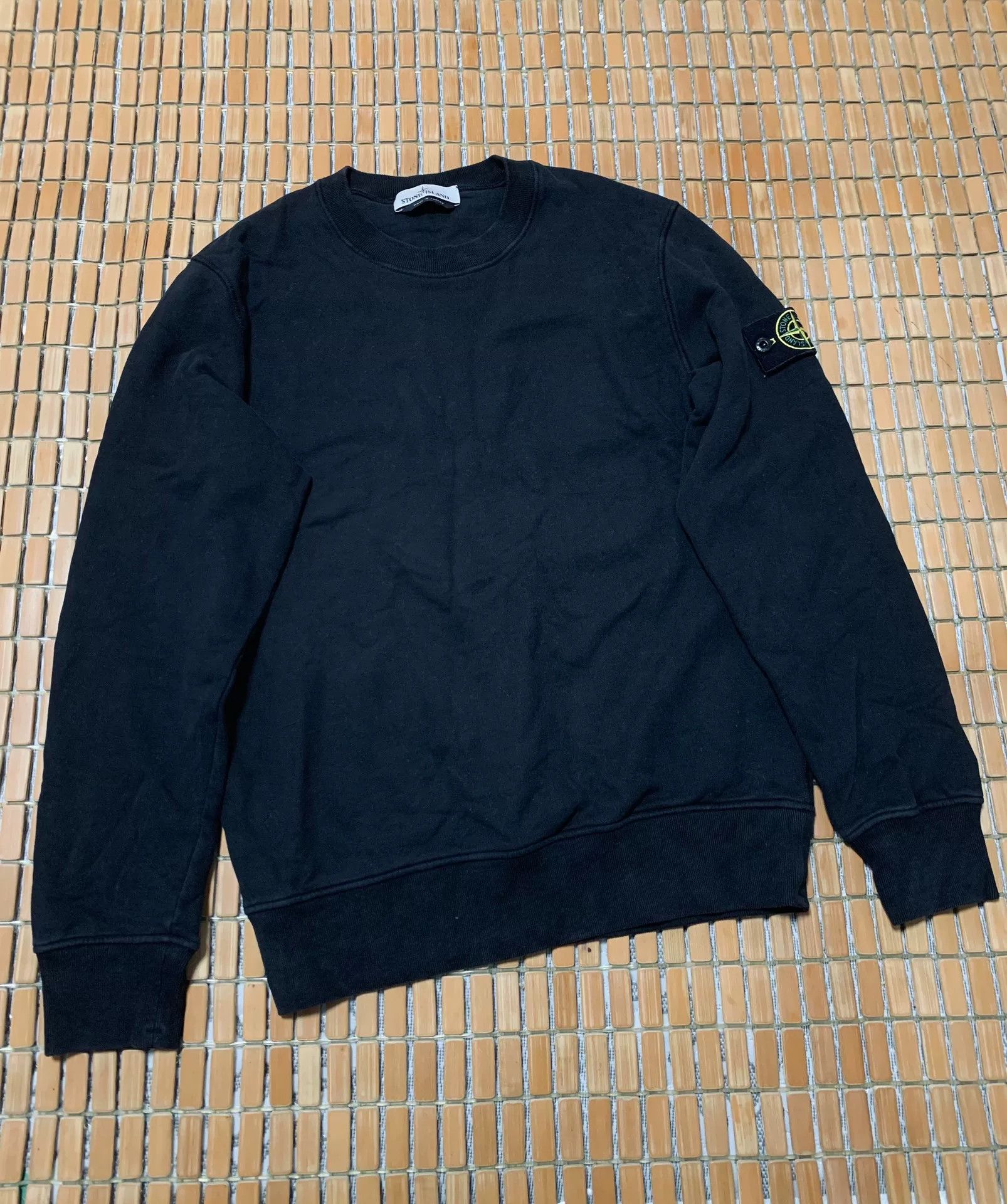 Stone Island Stone Island Classic Sleeve Badge Sweatshirt Size US M / EU 48-50 / 2 - 1 Thumbnail