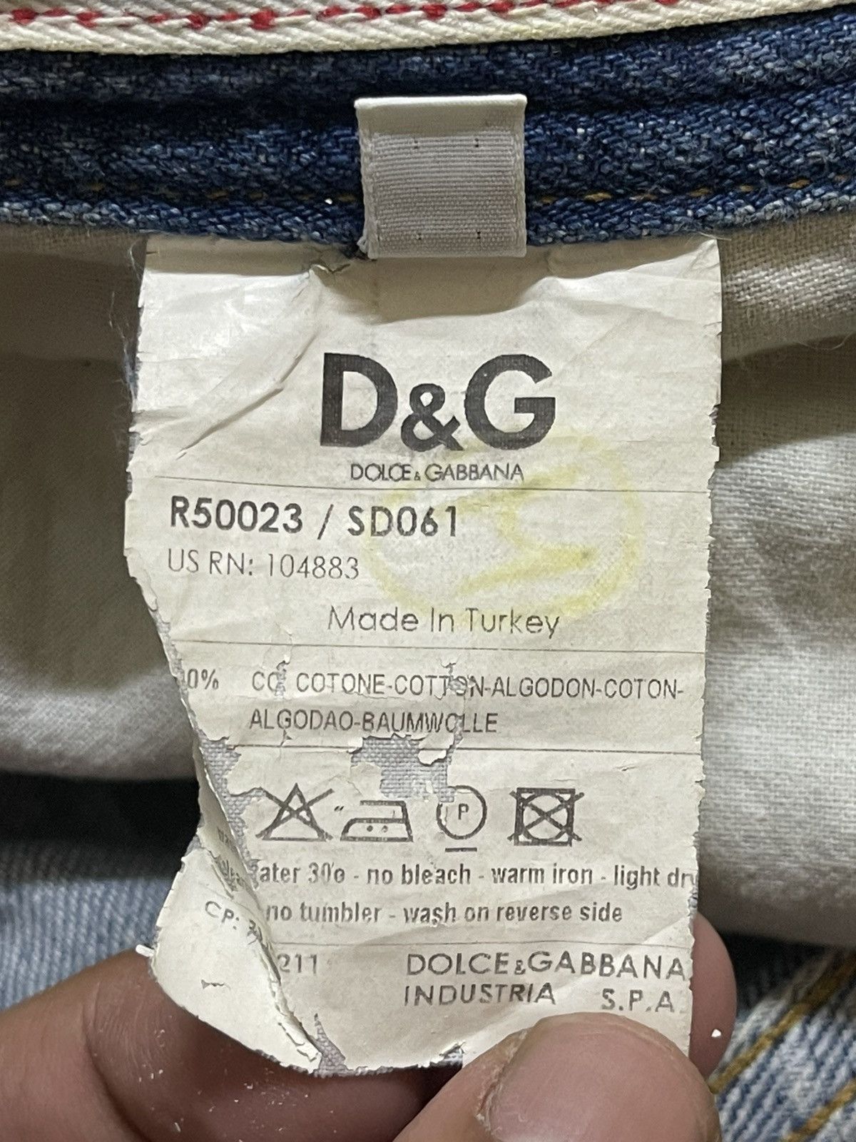 Dolce & Gabbana Vintage Dolce & Gabbana Blue Faded Wash Distressed Baggy Size US 34 / EU 50 - 12 Thumbnail