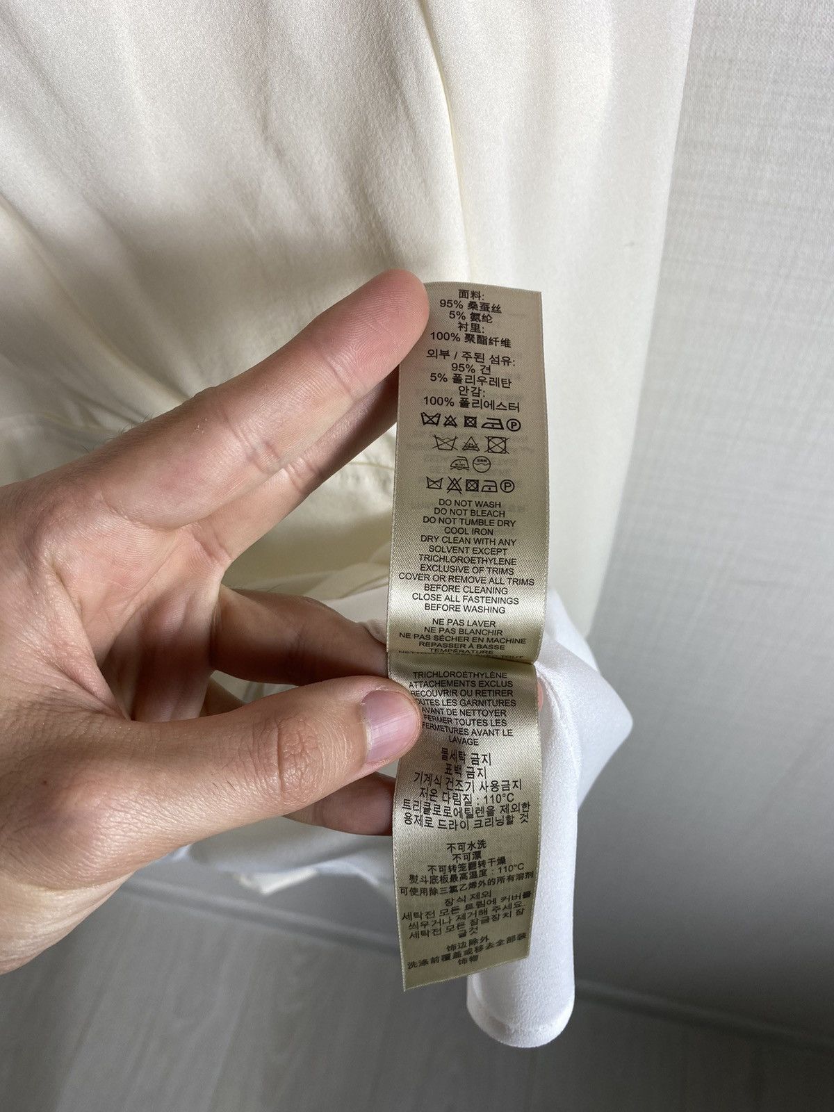 Burberry Burberry Pleated Cross Blouse Size S / US 4 / IT 40 - 10 Thumbnail