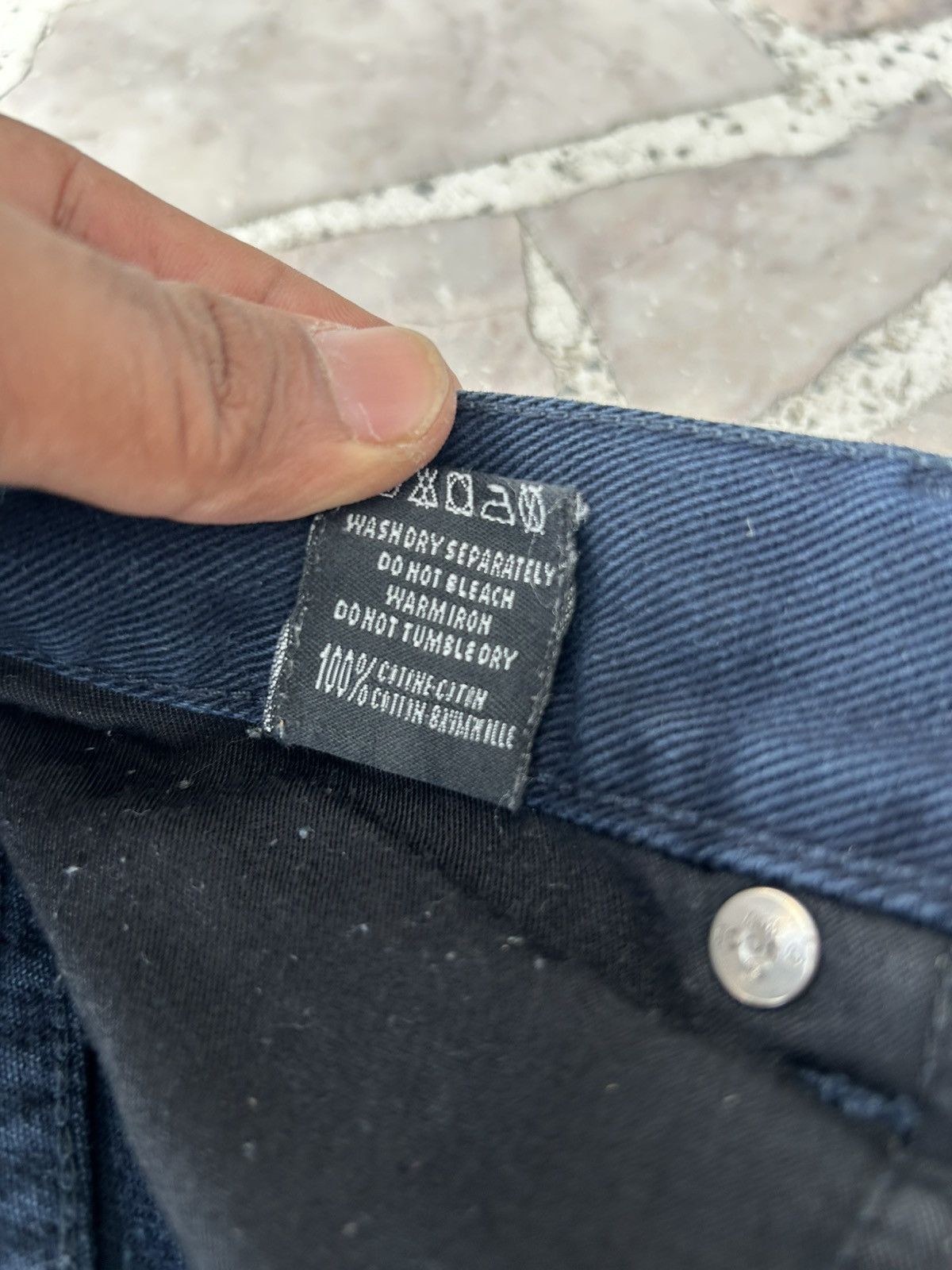 Gucci Gucci Vintage Straight Cut Dark Blue Denim Size US 30 / EU 46 - 13 Thumbnail