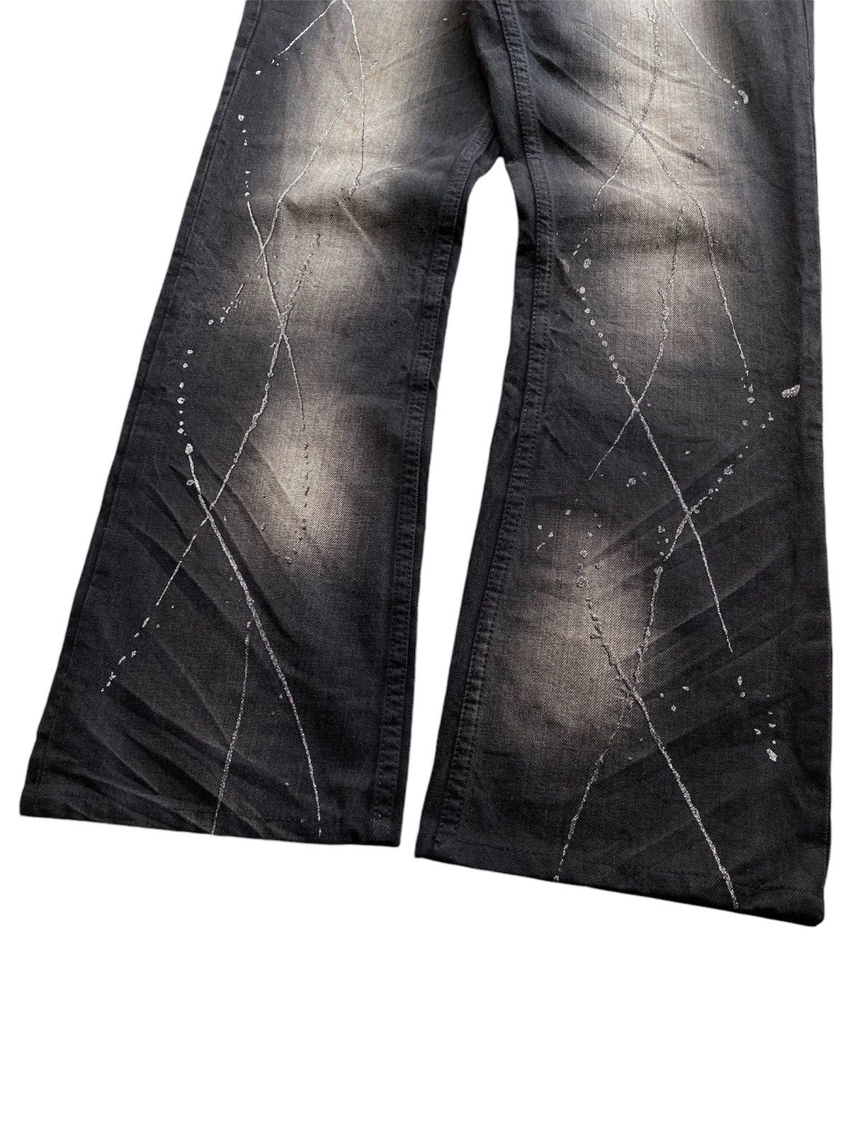 If Six Was Nine × Japanese Brand × Le Grande Bleu (L.G.B.) Semantic design splatter flare jeans Size US 31 - 4 Thumbnail