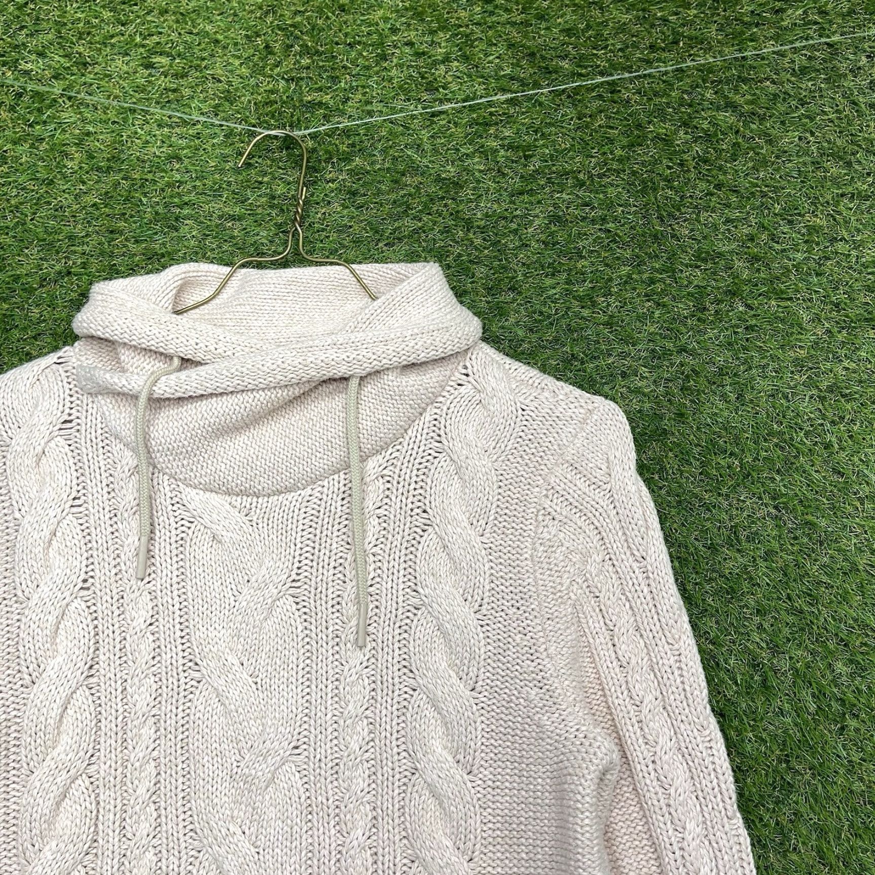 Vintage LL Bean Sweater Womens Medium Beige Cable Knit Funnelneck Pullover Chunky Y2K Size M / US 6-8 / IT 42-44 - 3 Thumbnail