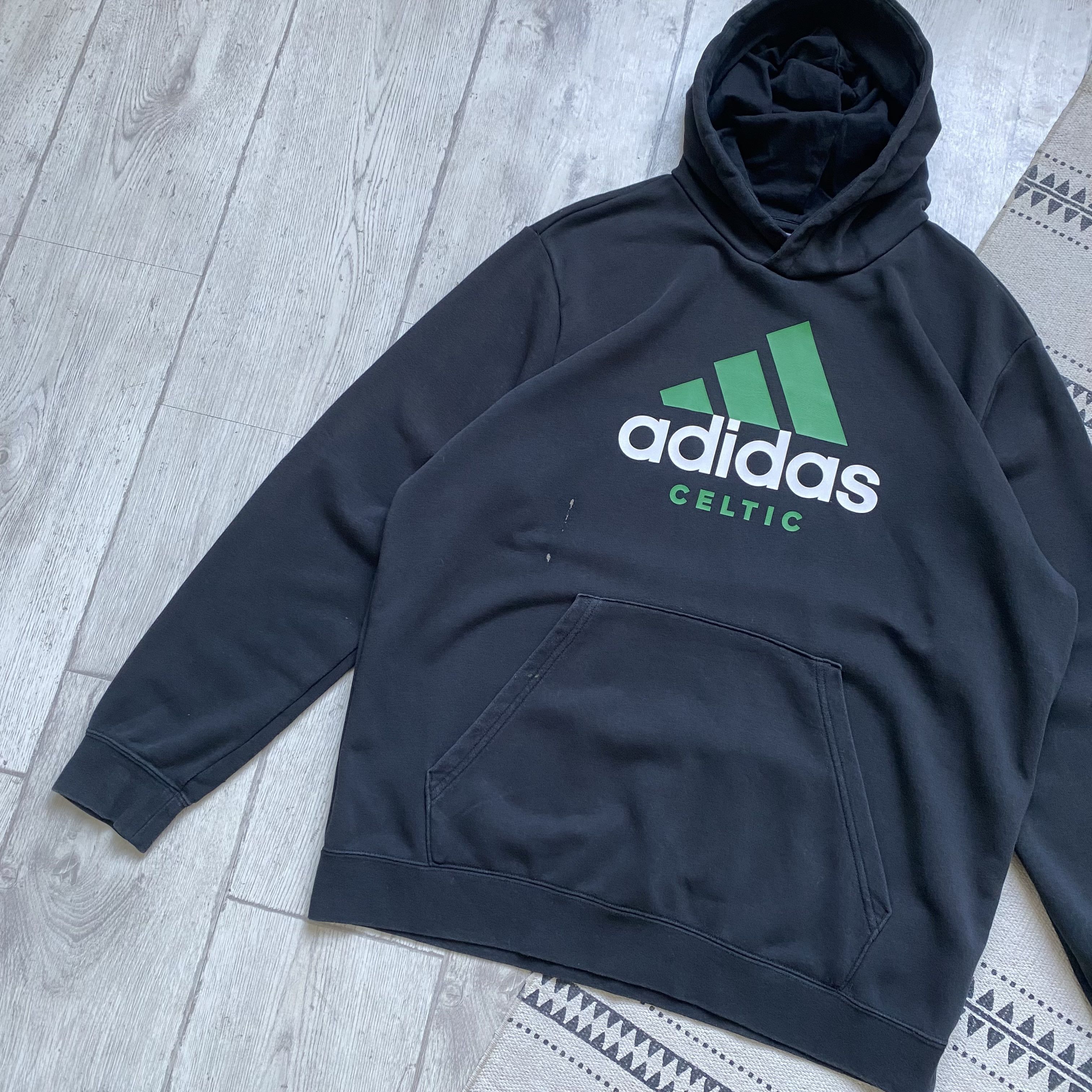 Adidas ☘️ Blockore Adidas Celtic hoodie Ireland Boston NBA Soccer Size US L / EU 52-54 / 3 - 5 Thumbnail