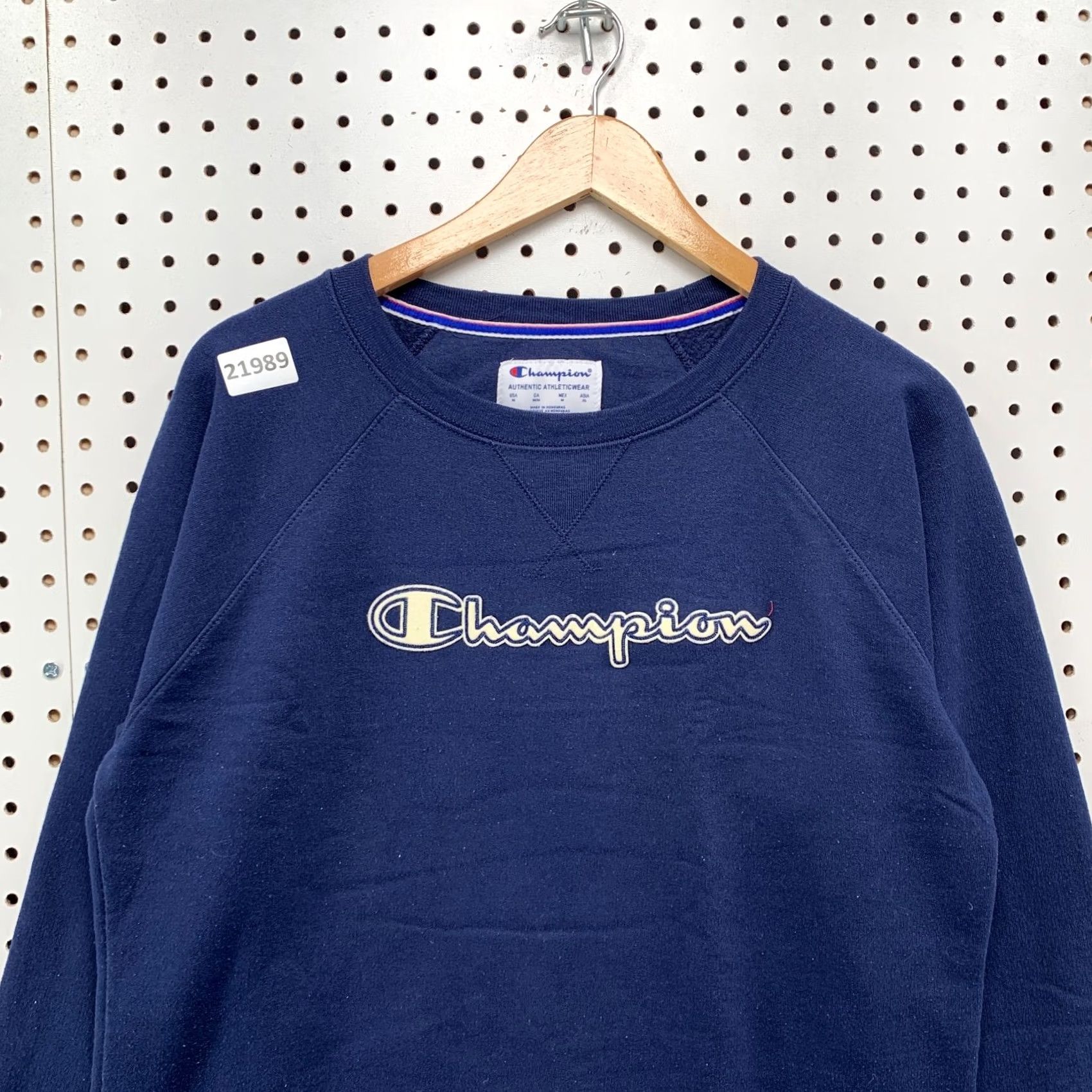 Champion Champion Sweatshirt Navy Blue Womens Medium Crewneck Pullover Size M / US 6-8 / IT 42-44 - 2 Thumbnail