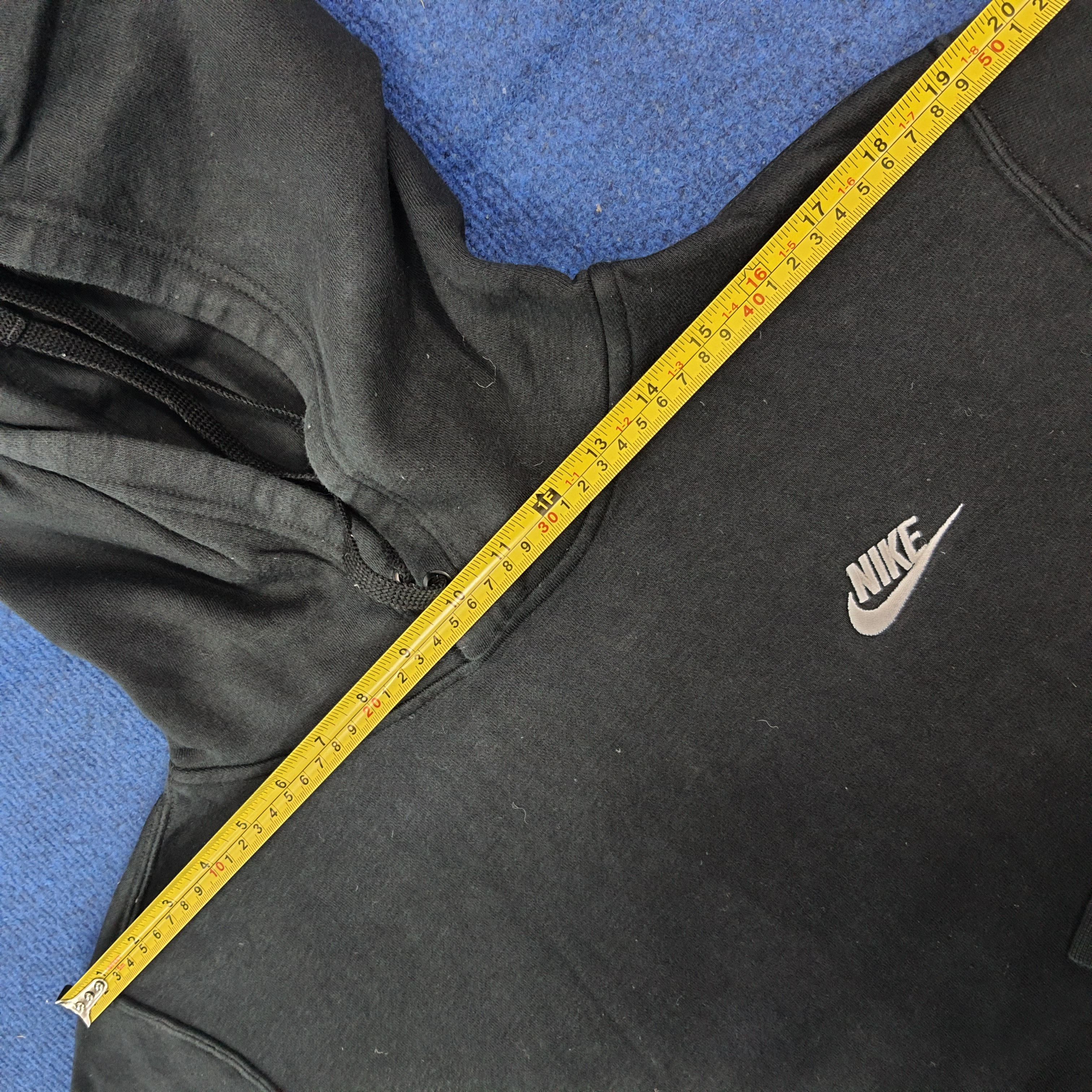 Nike Vintage Nike Hoodie Black Embroidery Swoosh Pullover C278N21 Size US L / EU 52-54 / 3 - 8 Thumbnail