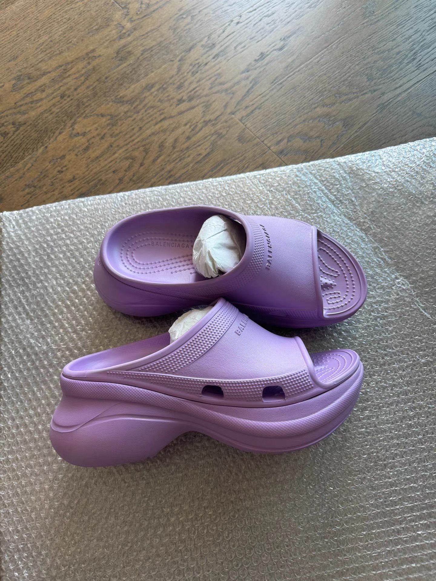 Balenciaga Balenciaga x Crocs Pool Crocs Platform Slides K6 Size US 8 / IT 38 - 1 Thumbnail