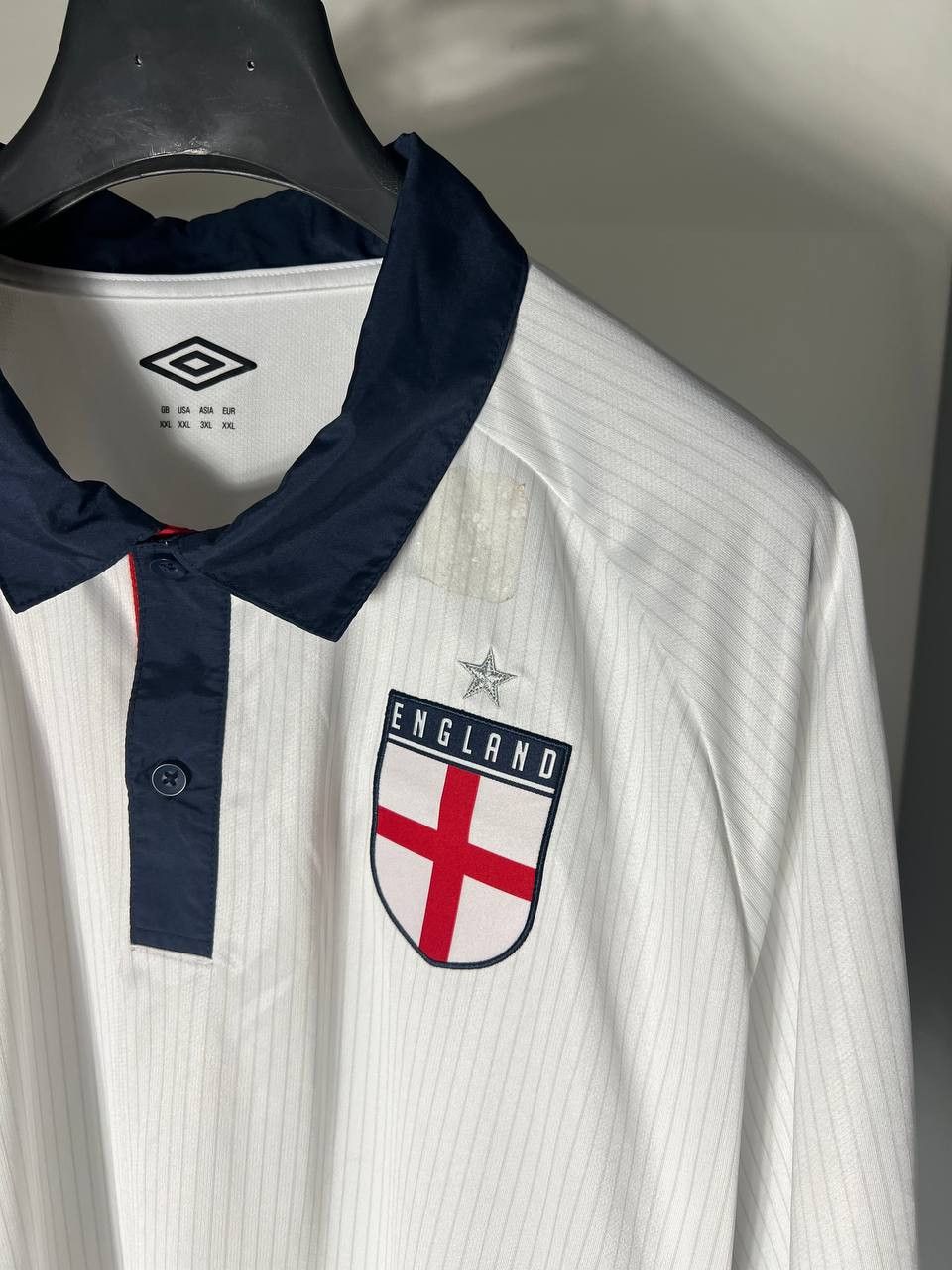 Umbro VINTAGE UMBRO ENGLAND RETRO SOCCER JERSRY MANCHESTER 90s Y2K Size US XXL / EU 58 / 5 - 4 Thumbnail