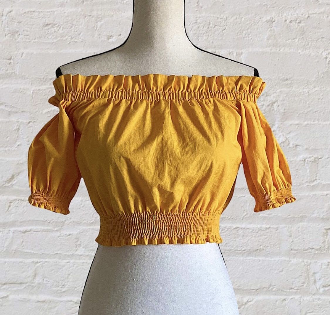 H&M H&M SHORT SLEEVE OFF SHOULDER RUFFLED CROP TOP Size XS / US 0-2 / IT 36-38 - 1 Thumbnail