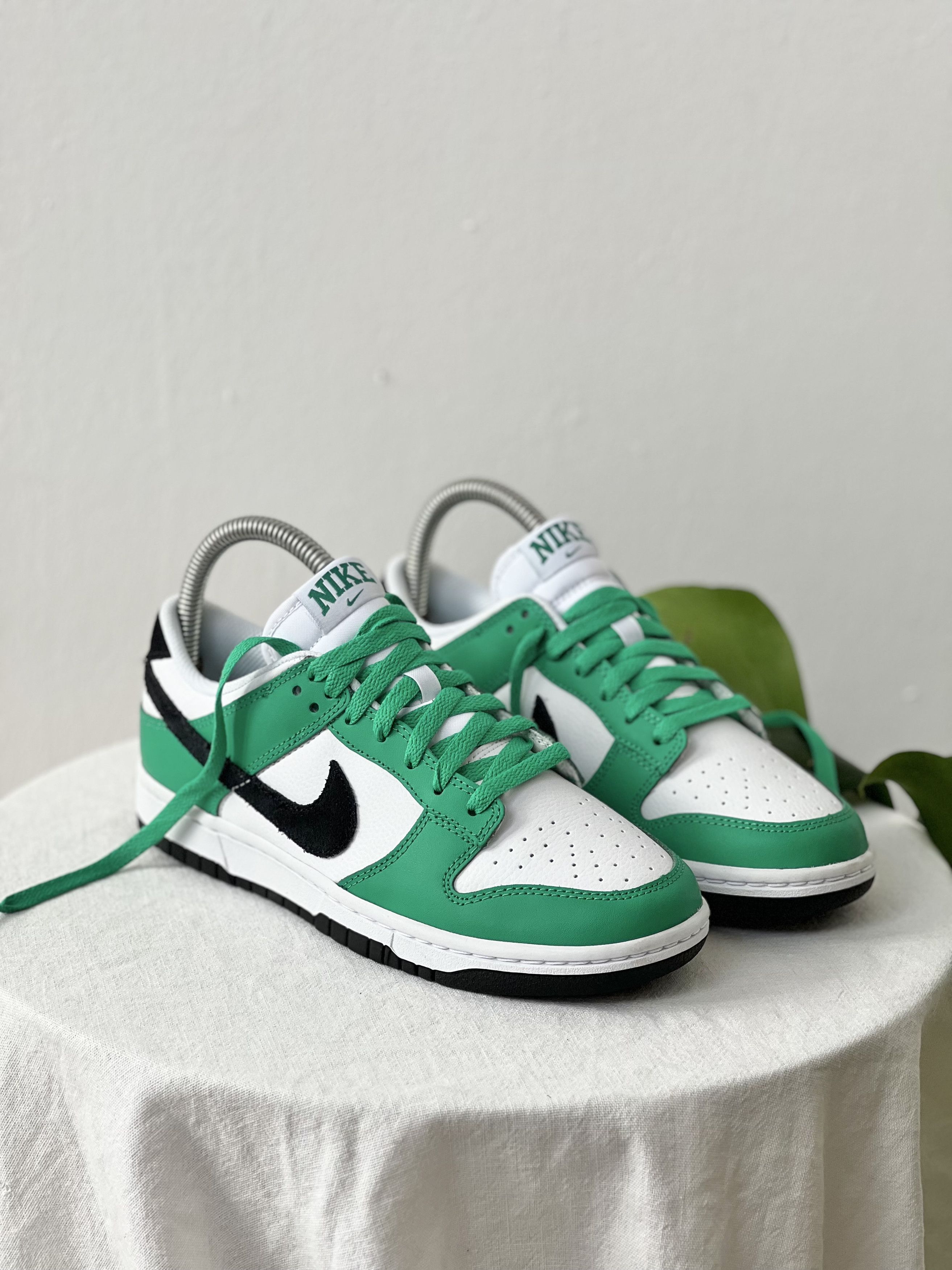 Nike Nike Dunk Low `Green/White` Size US 7.5 / IT 37.5 - 3 Thumbnail
