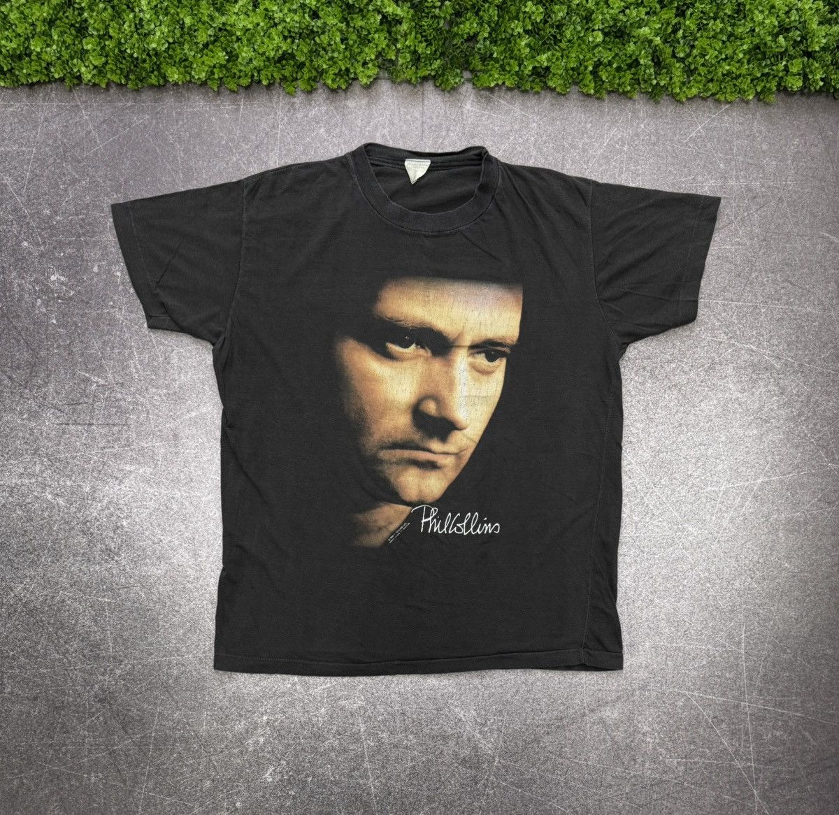 Band Tees Vintage 1990 Phil Collins genesis drummer band t shirt rock Size US L / EU 52-54 / 3 - 1 Thumbnail