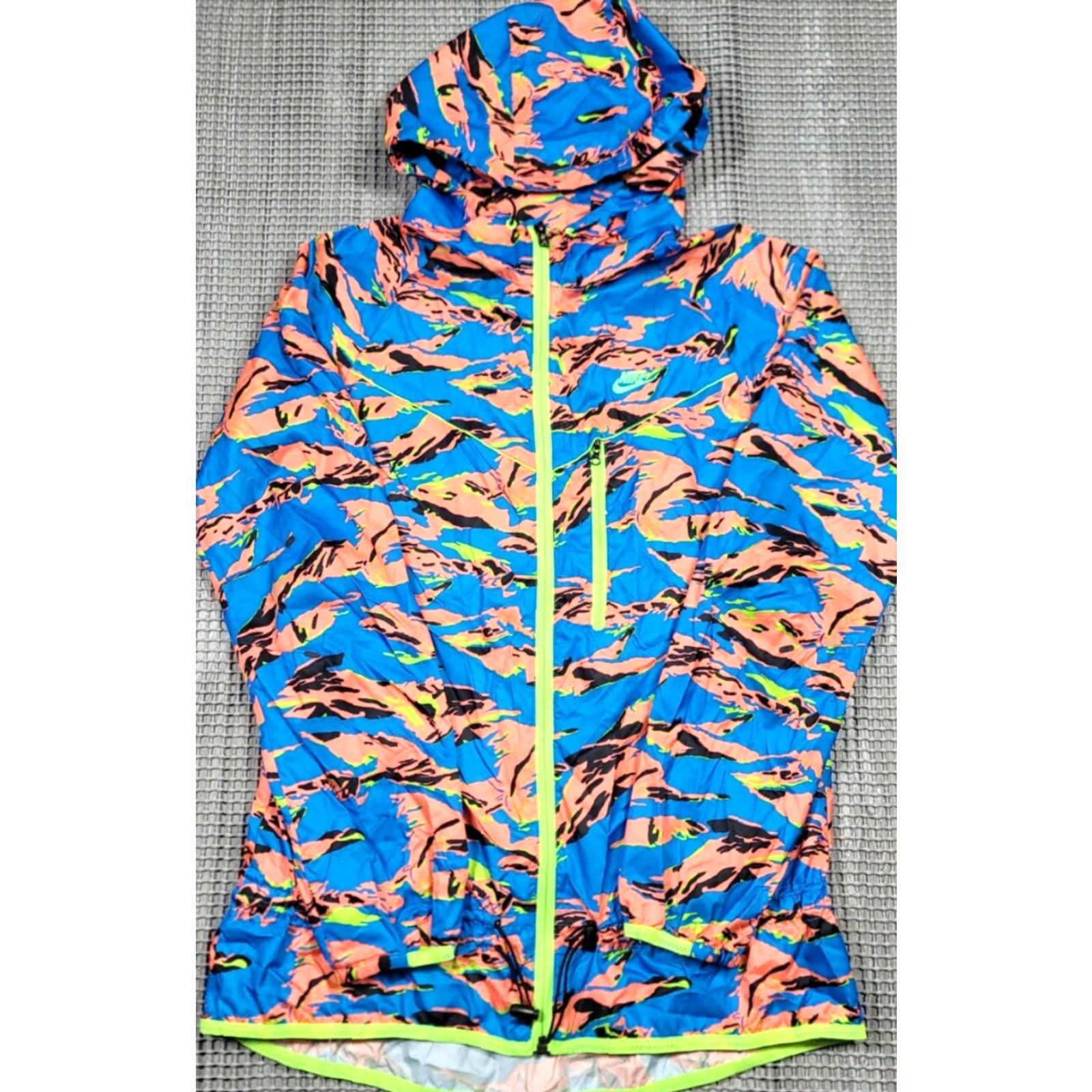 Nike Nike Windrunner Jacket Multicolor Camouflage Hooded Short Zip S Women Windbreaker 90s Retro Athletic Mens Womens Size S / US 4 / IT 40 - 3 Thumbnail