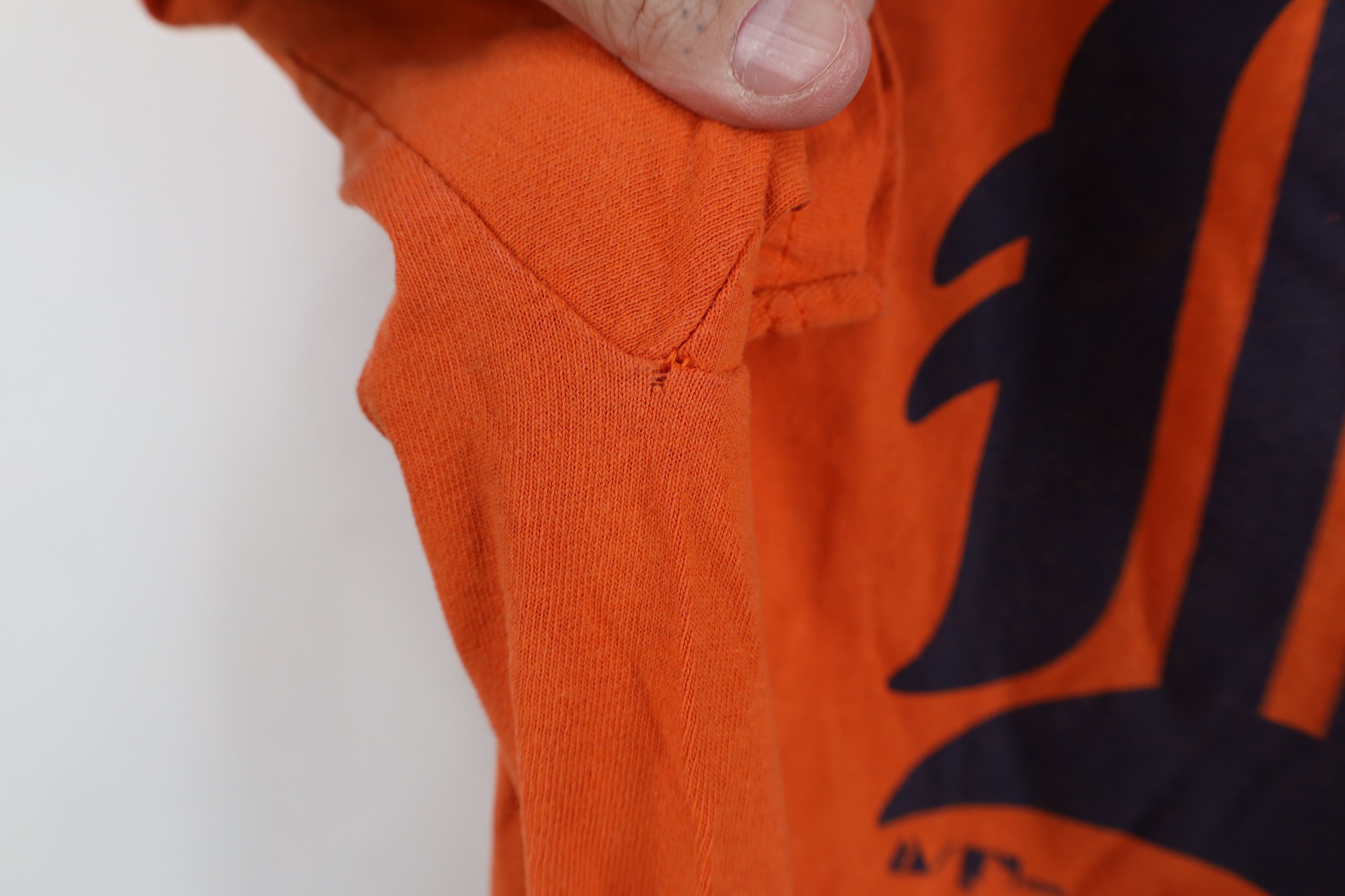 Vintage Vintage Y2K English D Detroit Tigers Baseball T-Shirt Orange Size US XL / EU 56 / 4 - 7 Thumbnail