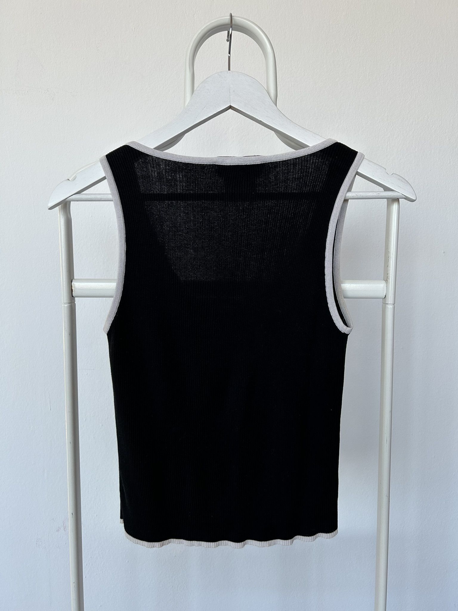Chanel SS1995 Chanel double breasted button up tank top Size M / US 6-8 / IT 42-44 - 2 Thumbnail