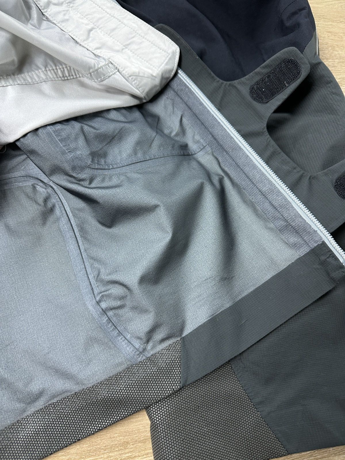 Mammut × Vintage Vintage Mammut Gore-Tex SoftShell Hiking Outdoor Ski Pants W Size 38" / US 16 / IT 52 - 11 Thumbnail