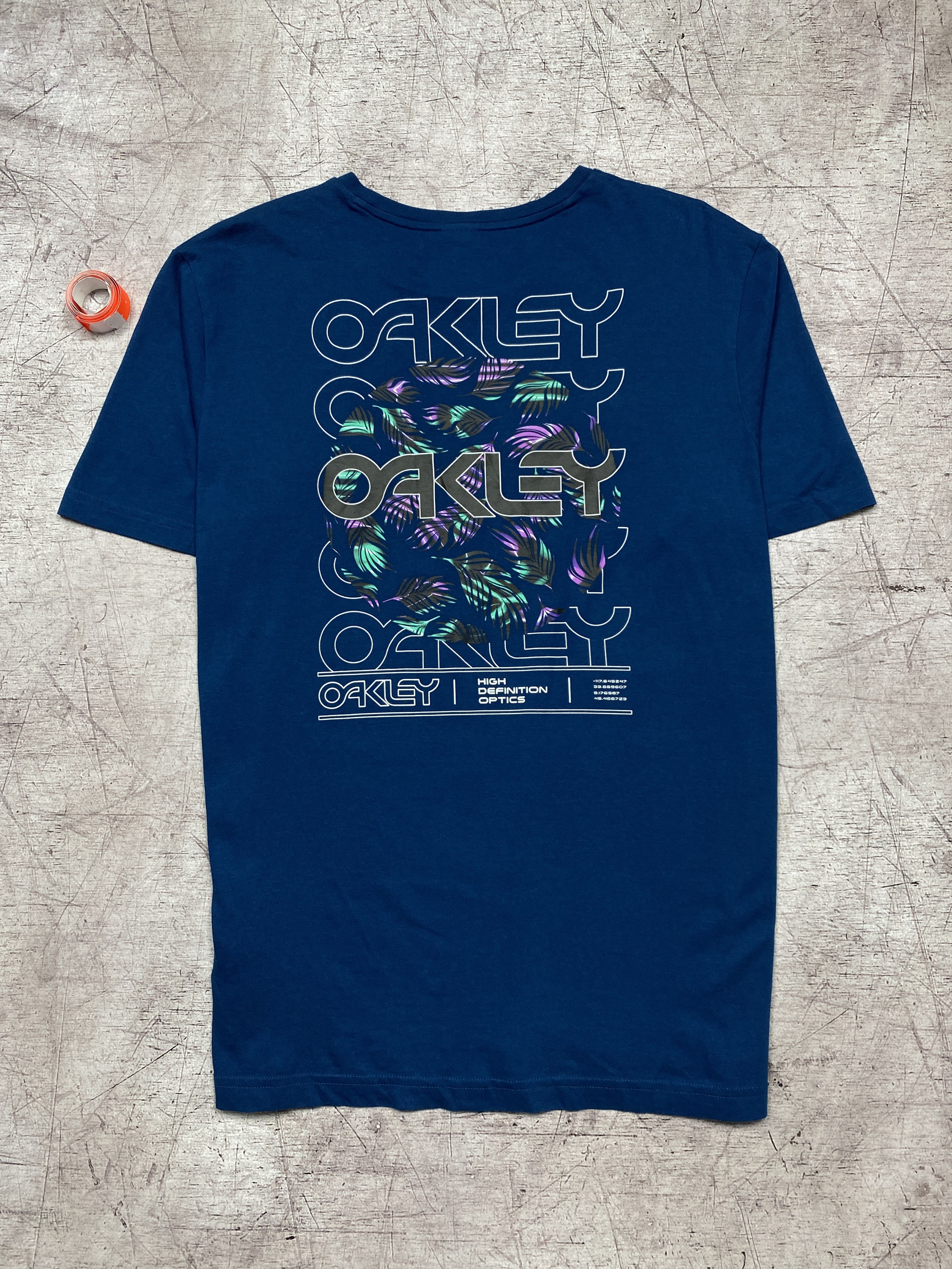 Oakley × Vintage Oakley Vintage Mens Crew Neck T-Shirt Size US L / EU 52-54 / 3 - 1 Thumbnail