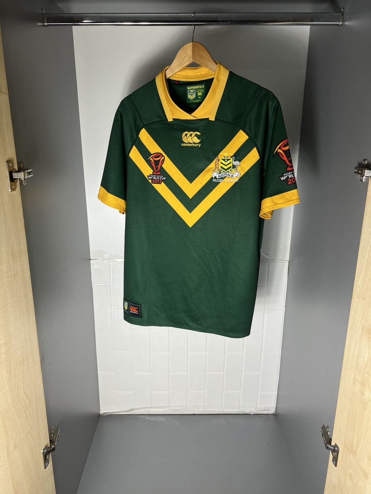 Canterbury of New Zealand VINTAGE CANTERBURY NRL AUSTRALIA RETRO RUGBY JERSEY Y2K 90s Size US XL / EU 56 / 4 - 7 Thumbnail