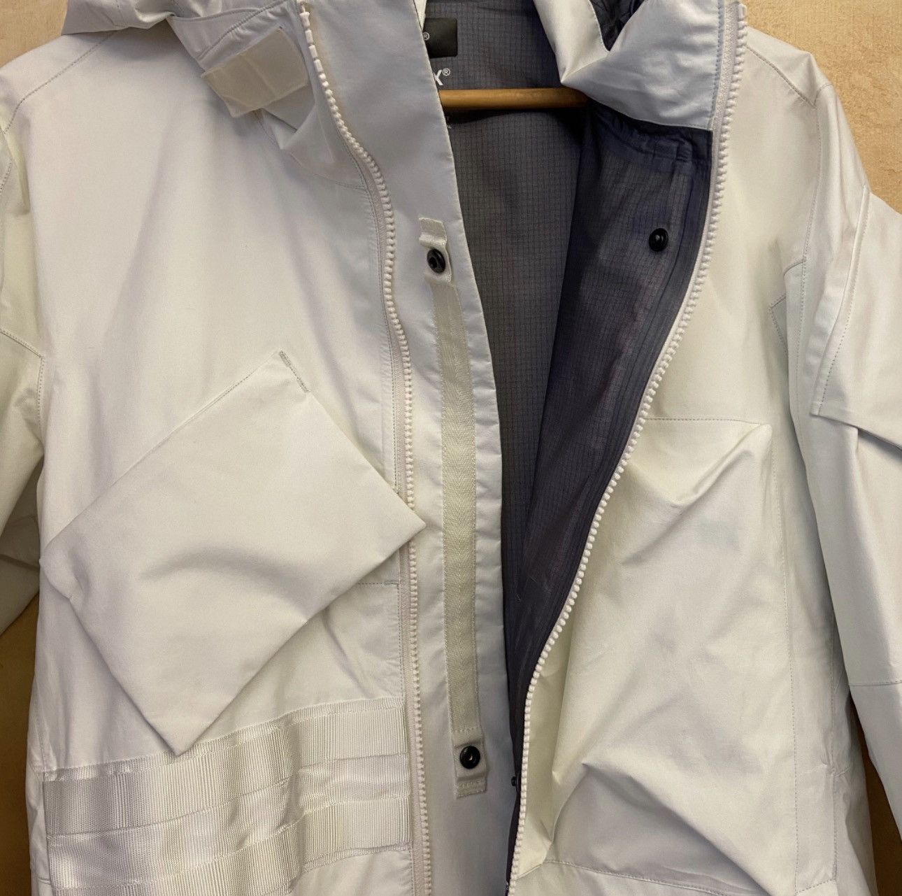 Acronym × Errolson Hugh Acronym J47TS GT Size US S / EU 44-46 / 1 - 10 Thumbnail