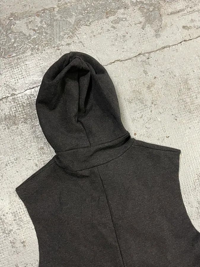 Emporio Armani 2000s Emporio Armani Grey Wool Hodded Vest Jacket Size US S / EU 44-46 / 1 - 7 Thumbnail