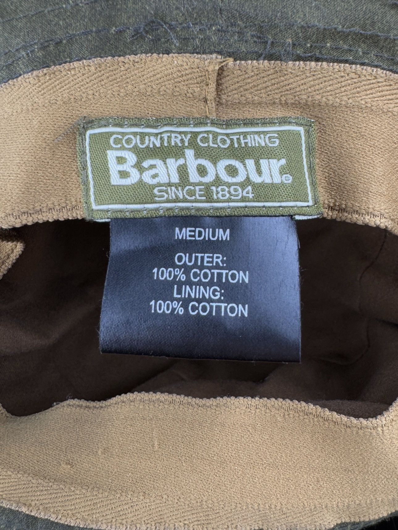 Barbour waxed cotton khaki green bucket hat size M