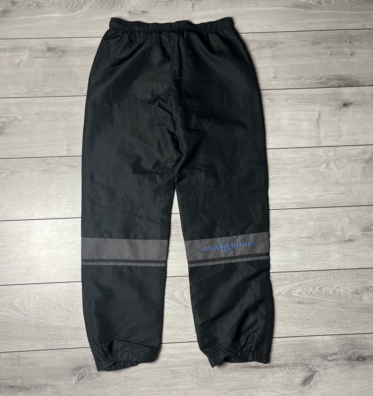 Sergio Tacchini Sergio Tacchini Nylon Pants logo track pants size Large Size US 34 / EU 50 - 5 Thumbnail