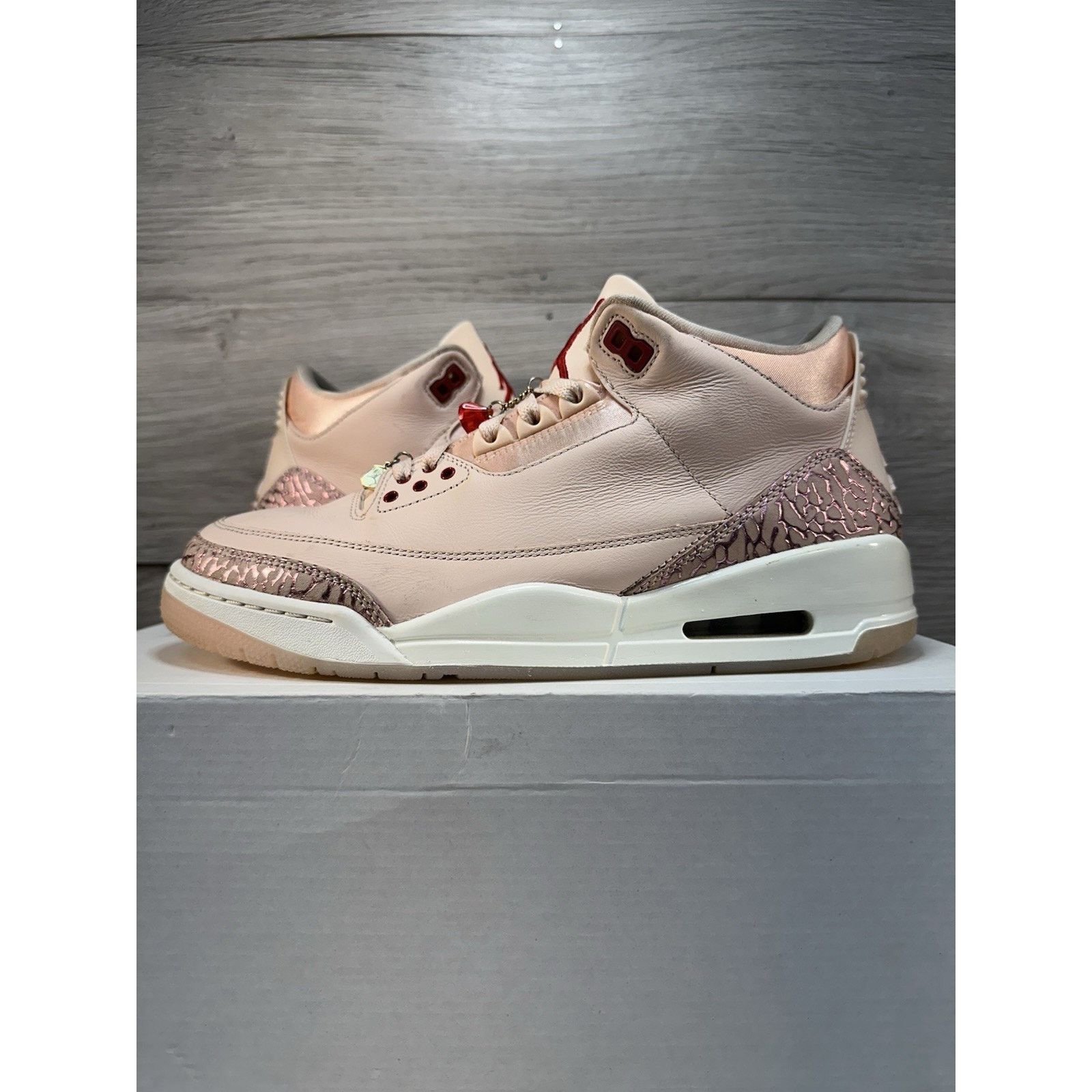 Jordan Brand Air Jordan 3 Retro Treat Yourself W - Size 11w/9.5m Size US 11 / IT 41 - 1 Thumbnail