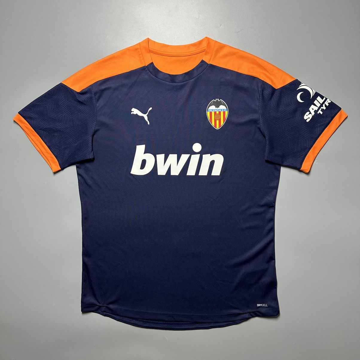 Puma VALENCIA PUMA 2020/2021 FOOTBALL SOCCER TRAINING JERSEY Size US L / EU 52-54 / 3 - 1 Thumbnail