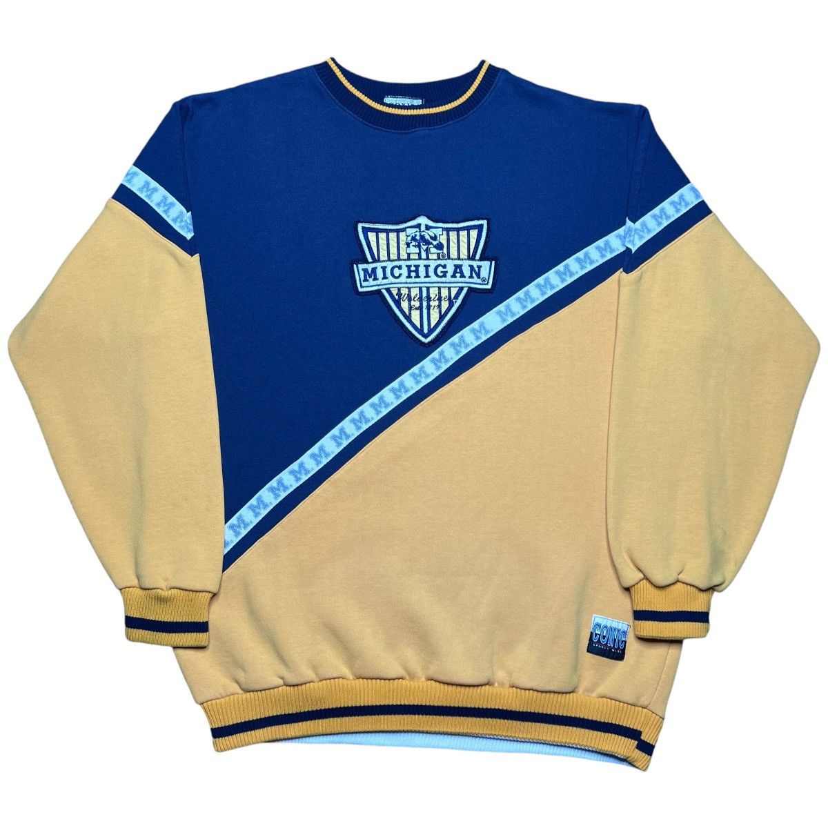 NCAA × Vintage 90s NCAA Michigan Wolverines Shield Conic Sweatshirt Size US XL / EU 56 / 4 - 1 Thumbnail