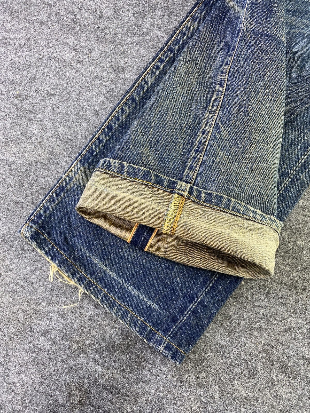 Edwin Edwin 505xx Redline Distressed Blue Wash Jeans- J868 Size US 33 - 9 Thumbnail