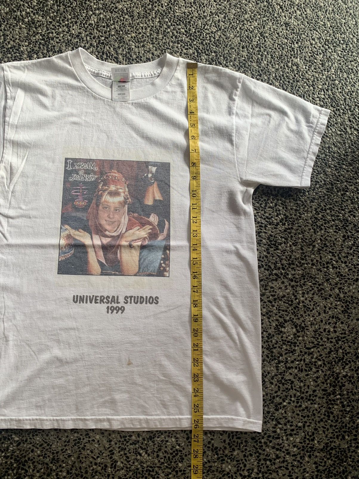Vintage Vintage 90s I Dream Of Jeannie American Fantasy Sitcom Tees Size US M / EU 48-50 / 2 - 9 Thumbnail