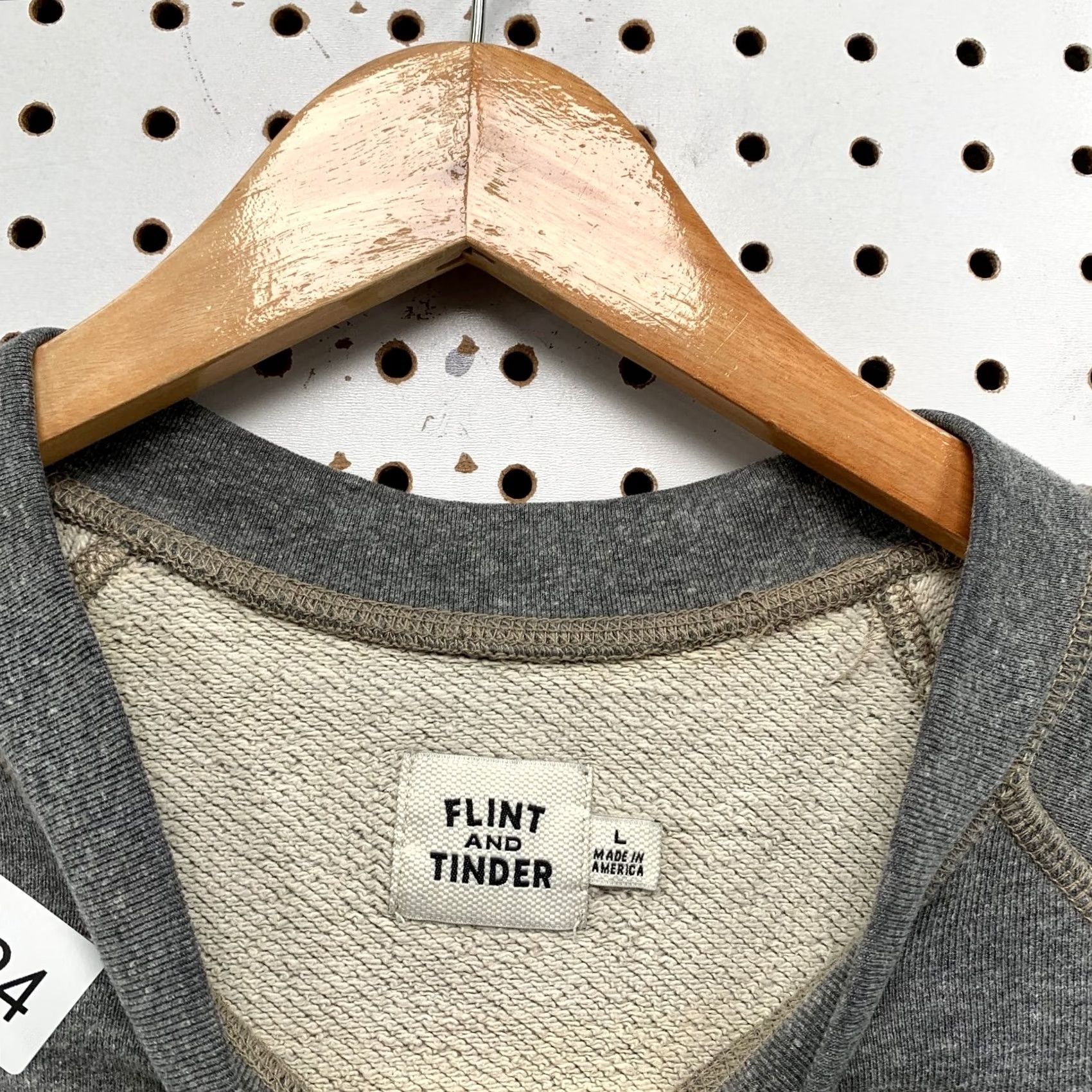 Flint And Tinder Flint and Tinder Sweatshirt Mens Large Gray Crewneck Retro Vintage Fleece USA Size US L / EU 52-54 / 3 - 3 Thumbnail
