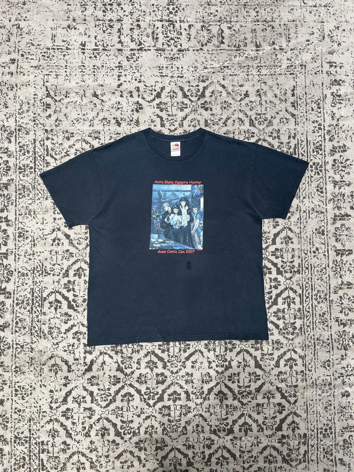 Vintage Vintage 00’s Anita Blake Vampire Hunter Laurell K. Hamilton Size US XL / EU 56 / 4 - 1 Thumbnail