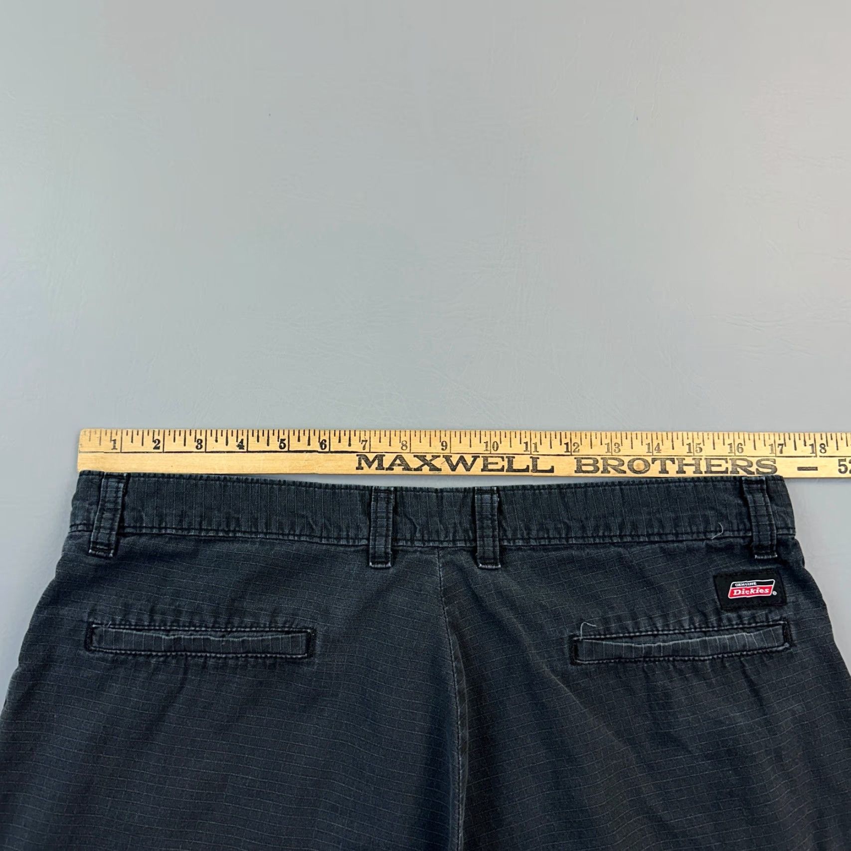 Dickies Dickies Shorts Mens 34 Dark Gray Ripstop Flex 12" Work Wear Utility Pocket Bermuda 5-Pocket Regular Mens Size US 34 / EU 50 - 7 Thumbnail